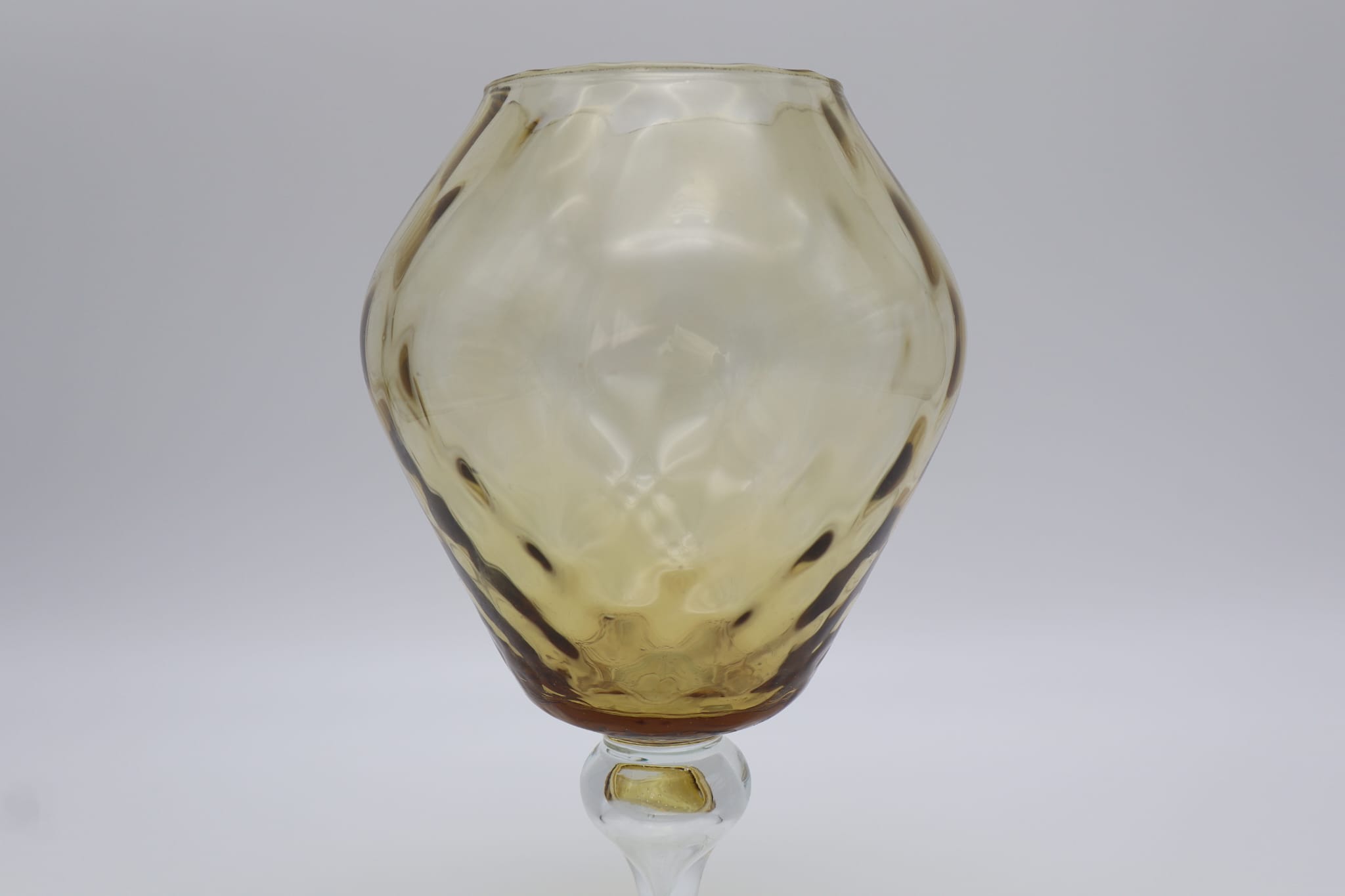 Mid-Century Modern Amber Glass Brandy Snifter Vase by Empoli, Italy – 1960s — detail view