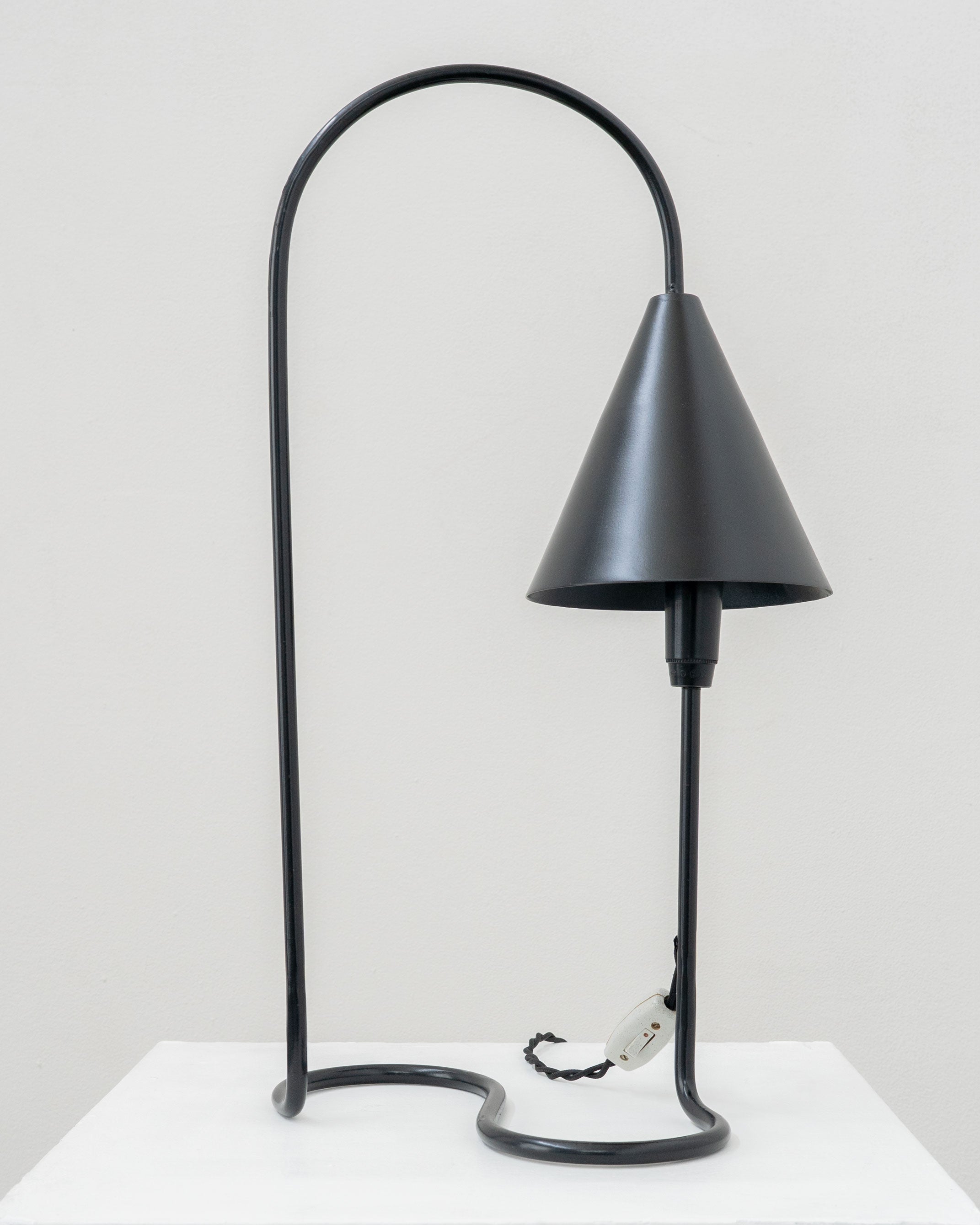 Sculptural Vintage Table Lamp by Tom Bogle | The Oblist