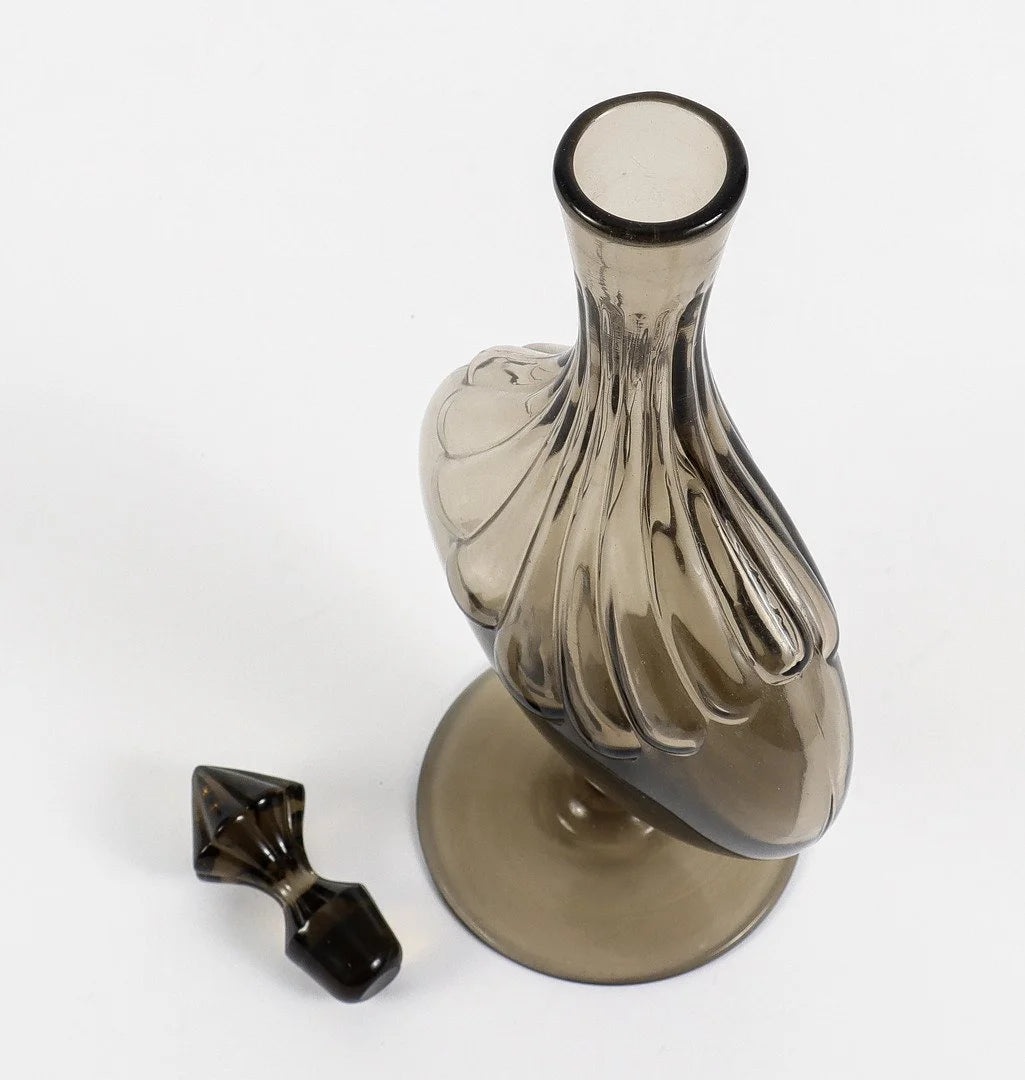 Decanter by Simon Gate for Sandvik/Orrefors, 1920's — close-up