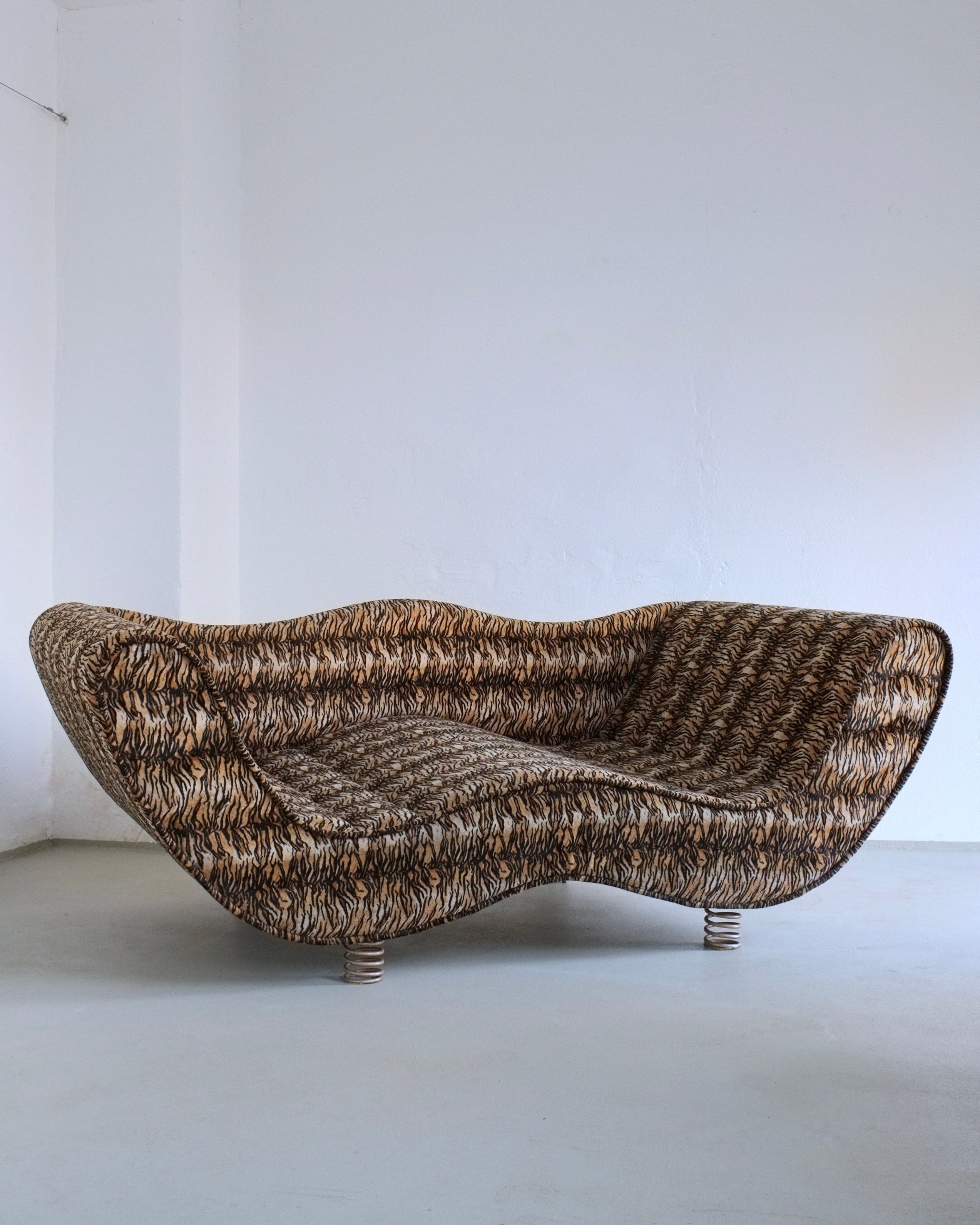 Canapé à motif animal postmoderne, Allemagne, années 1990
