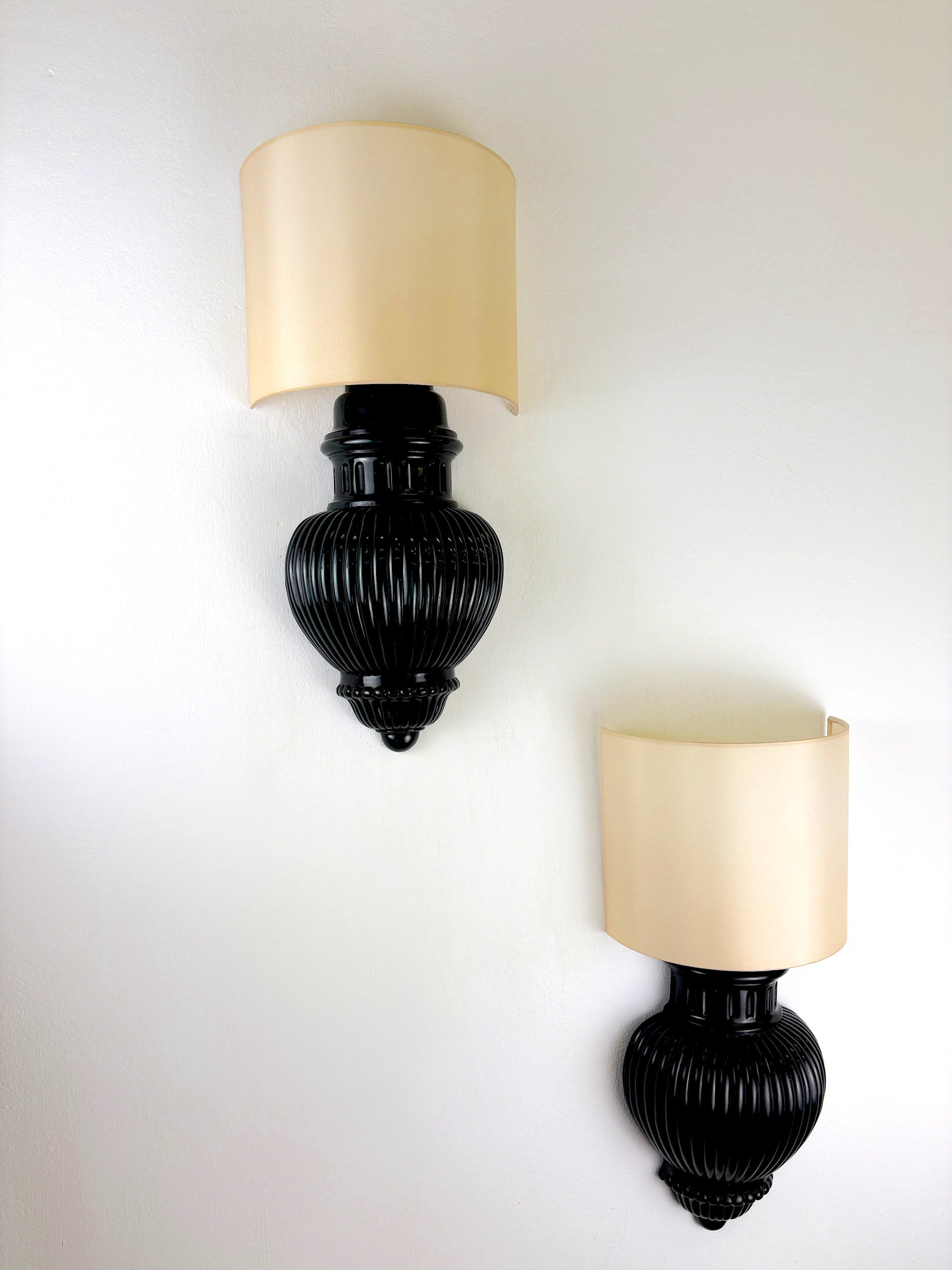 Pair of Art Deco Wall Lights with Shades in Glazed Cast Ceramic, Italy, 1970s — alternate view