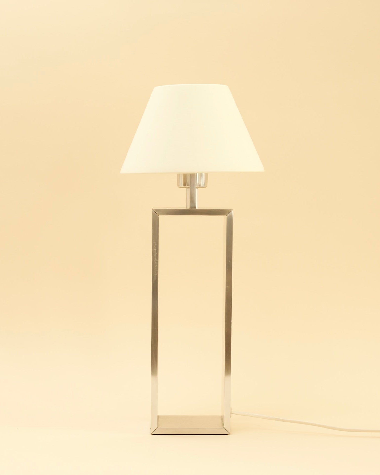BREUER Table Lamp by SÒLER | The Oblist — metal base, white shade