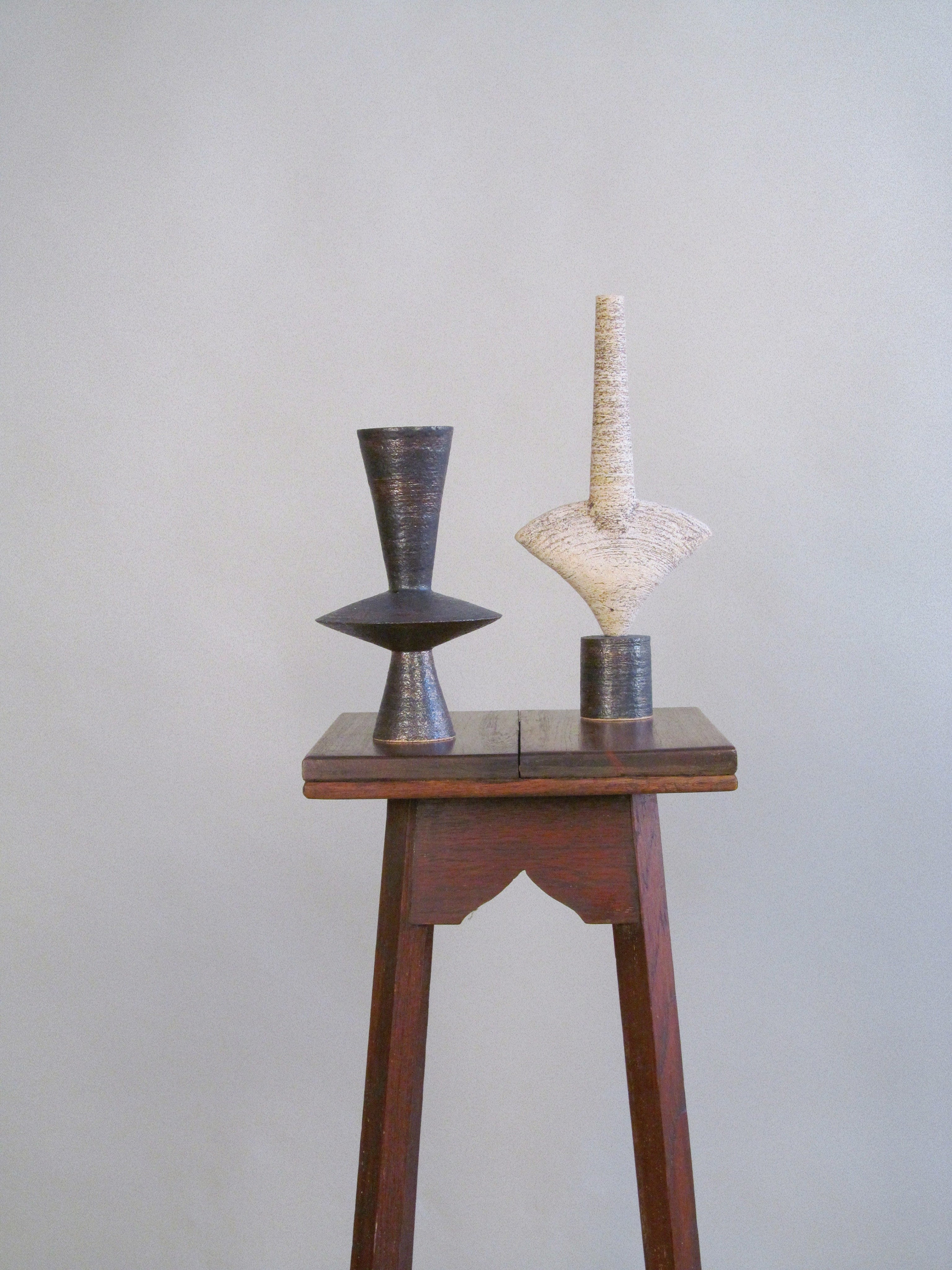 Arts & Crafts Oak Stand, c.1910 — side angle with ceramic vases on top