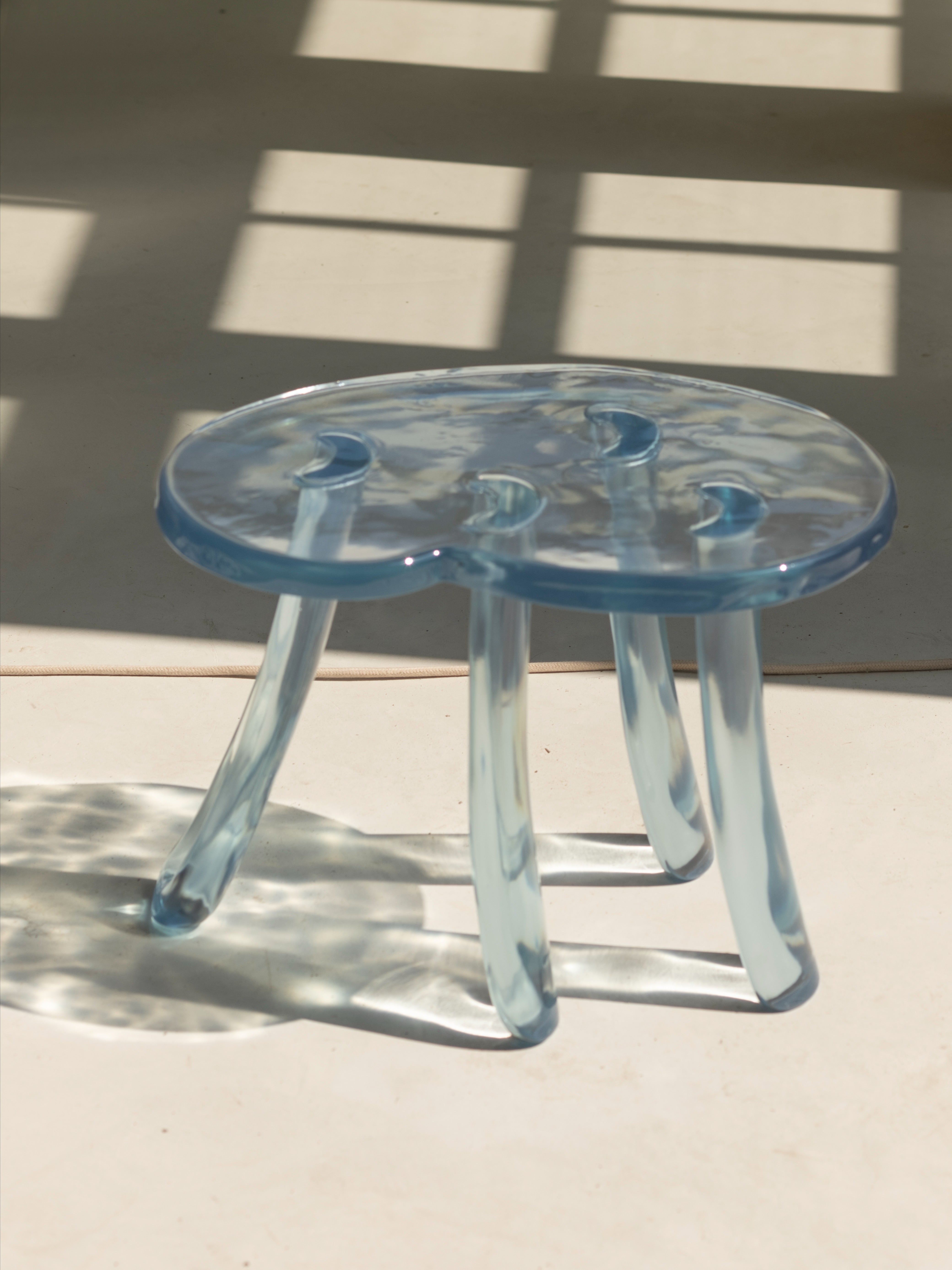 'Lung 2.0' Blue Side Table