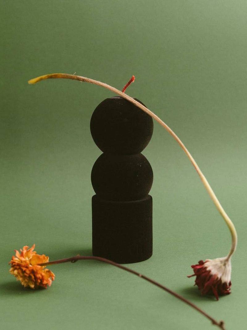 Lilu Candle Black Velvet Edition — detail view