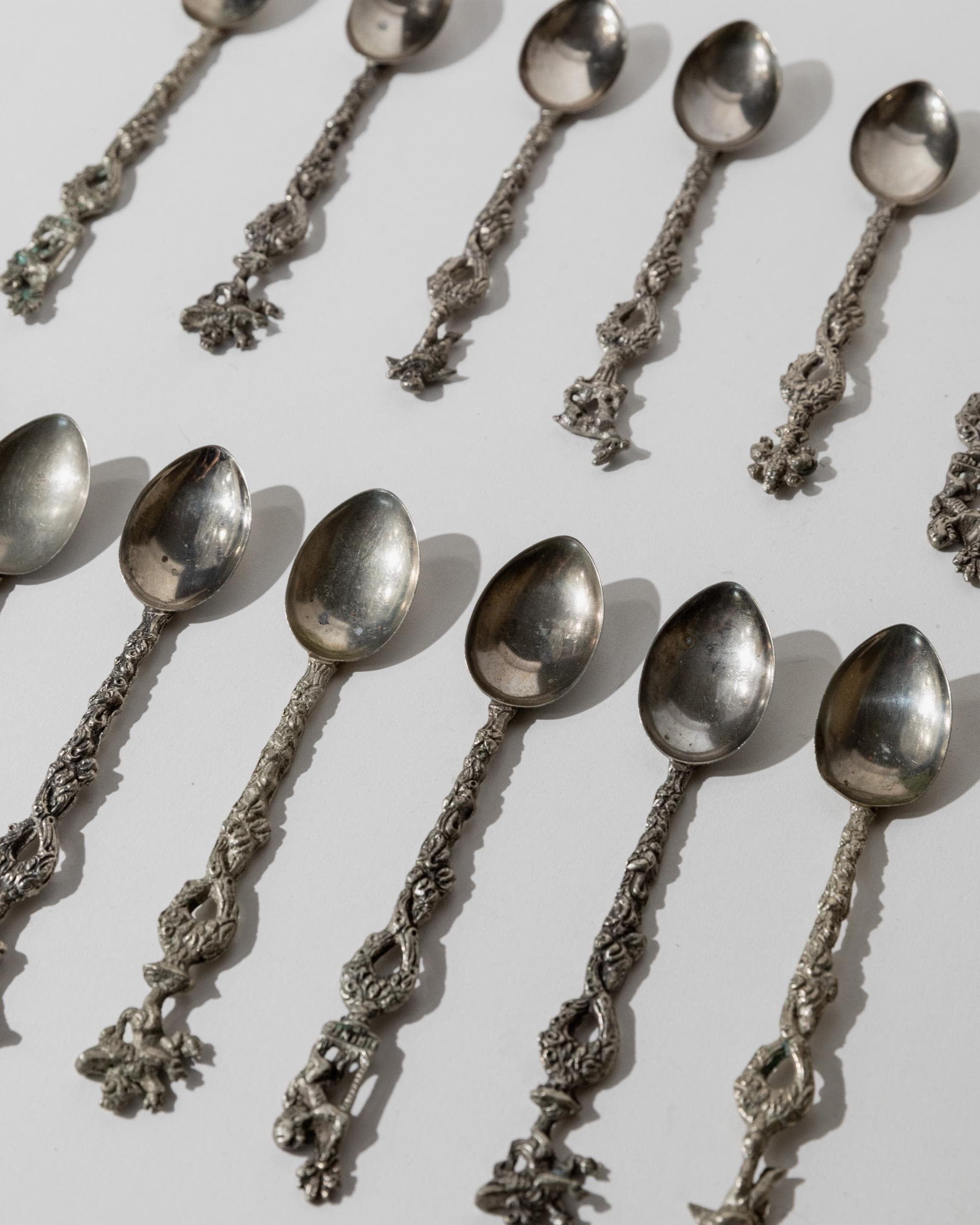 Vintage 1930s Silver Plated Tea and Cake Serving Set, 13 Ornate Spoons with Heraldic Figures and 1 Cake Server, Italian Tableware, Gift Idea — side angle