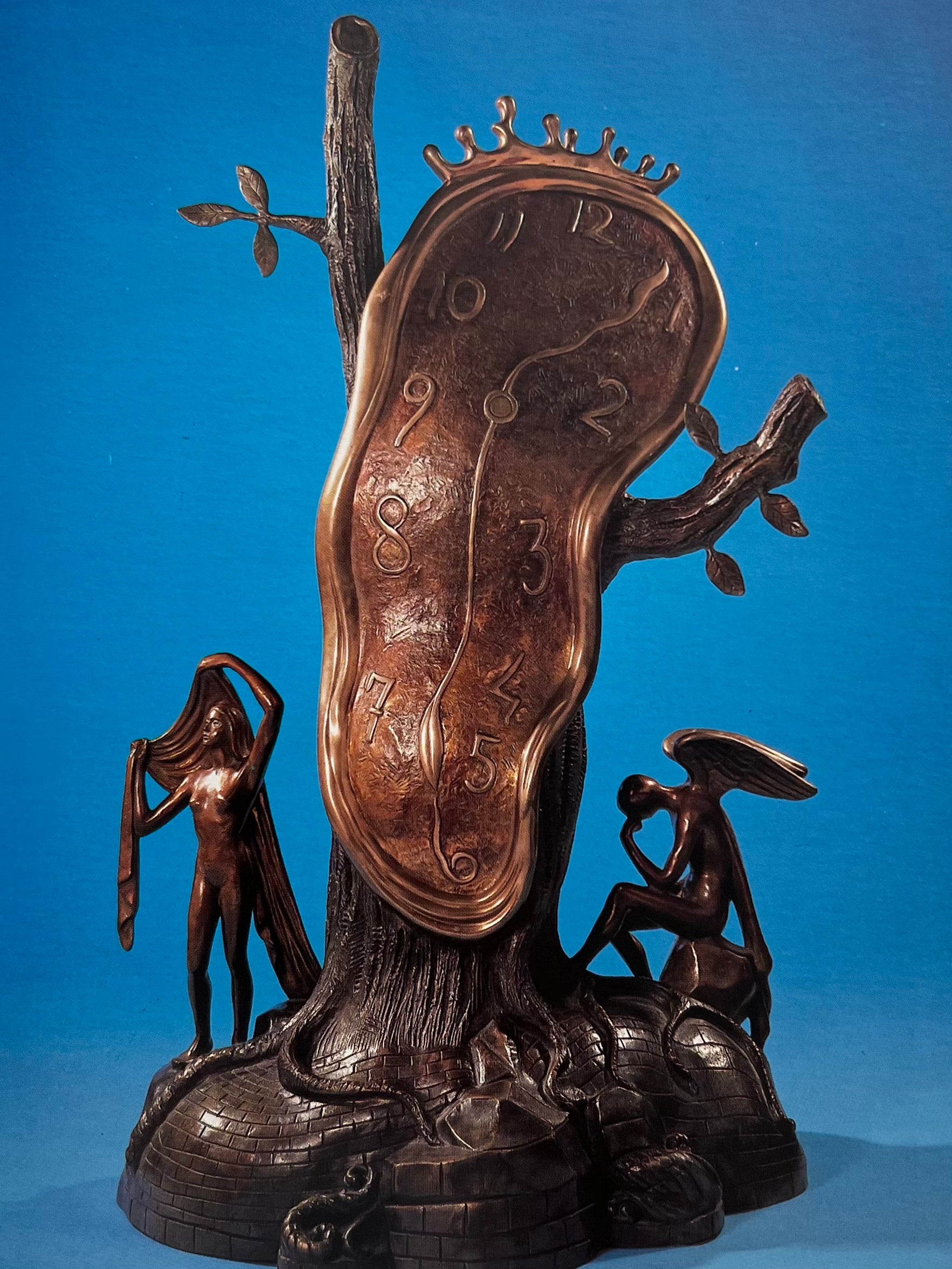 Salvador Dali: Bildhauer und Illustrator, 1994 - Vintage Art Book — close-up