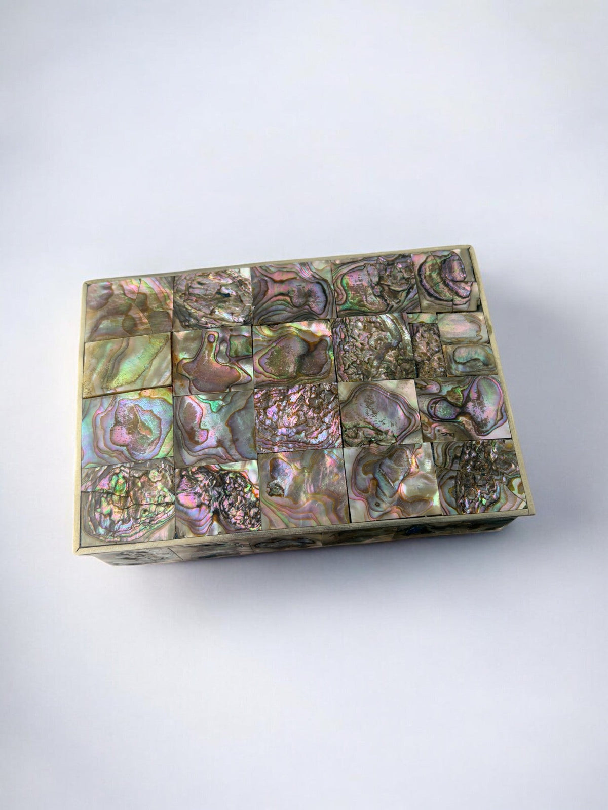Abalone shell vanity box, Alpaca Mexico, 1970's — side angle