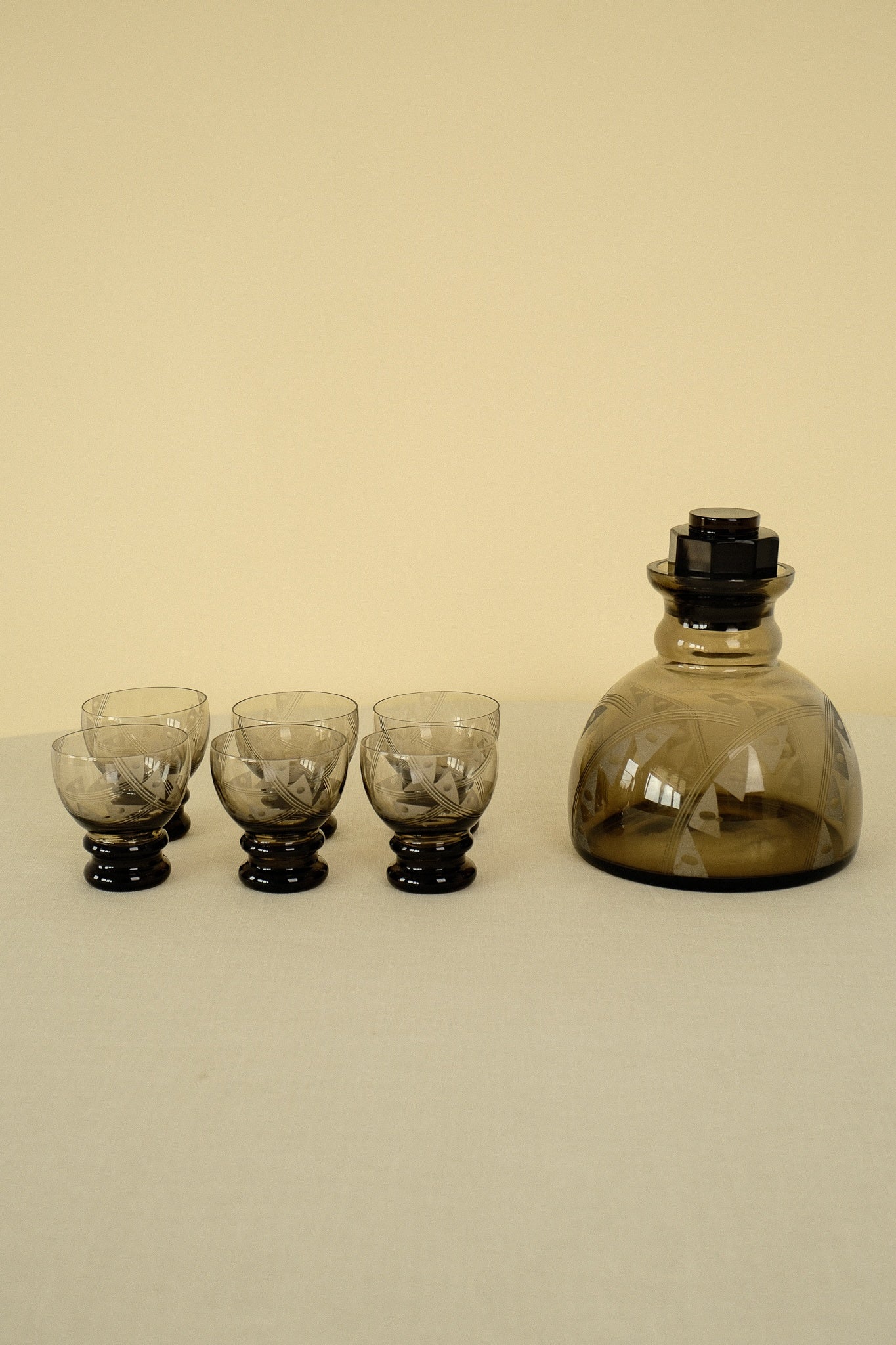 Smoked Glass Aperitif Set — additional view