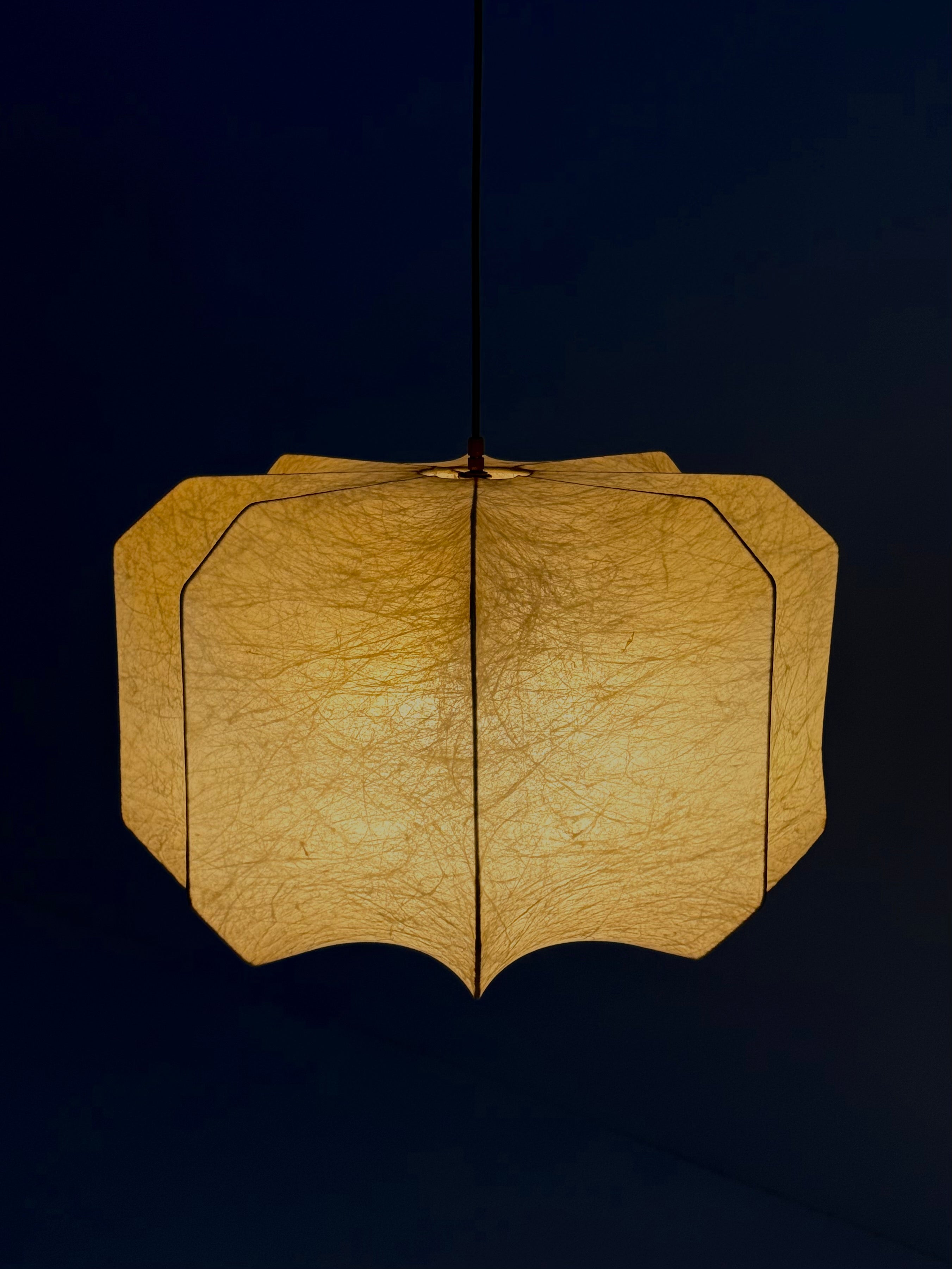 Achille & Pier Giacomo Castiglioni Cocoon lamp — view 9