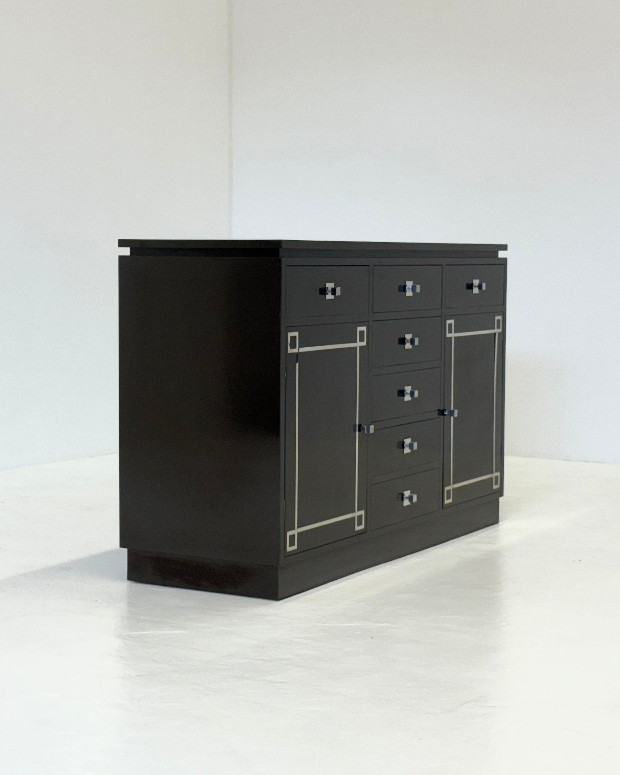 Vintage Italian Margot Sideboard by Gianluigi Gorgoni for Fratelli Turri — detail view