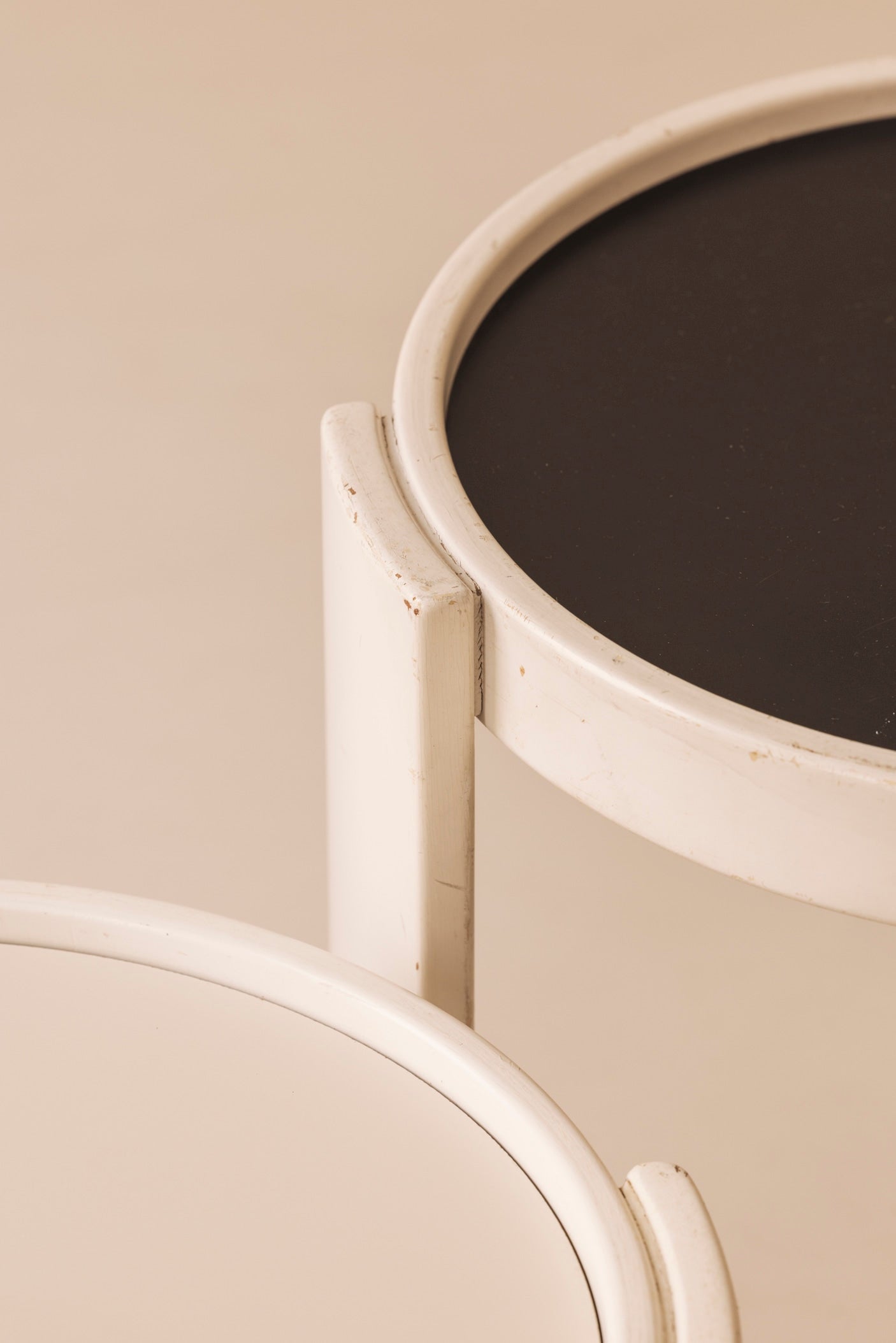 Model 780 side tables by Gianfranco Frattini for Cassina, Italy 1960s — close-up