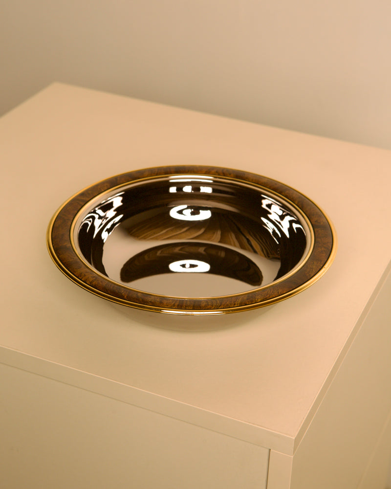 Italian circular silver-plated and wood-effect metal vide-poche from the 70s by Treaptyque | The Oblist