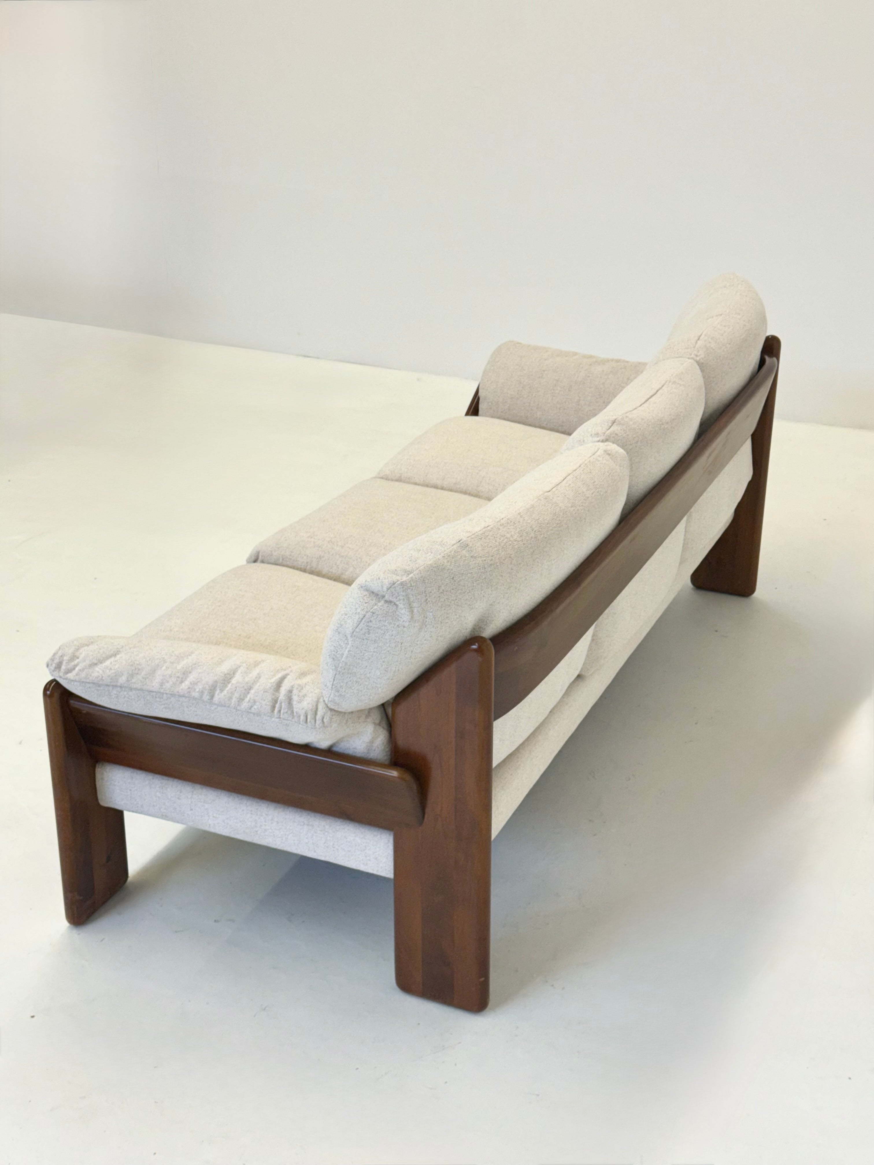 Three-seater sofa Sapporo by Mario Marenco for Mobil Girgi — in context