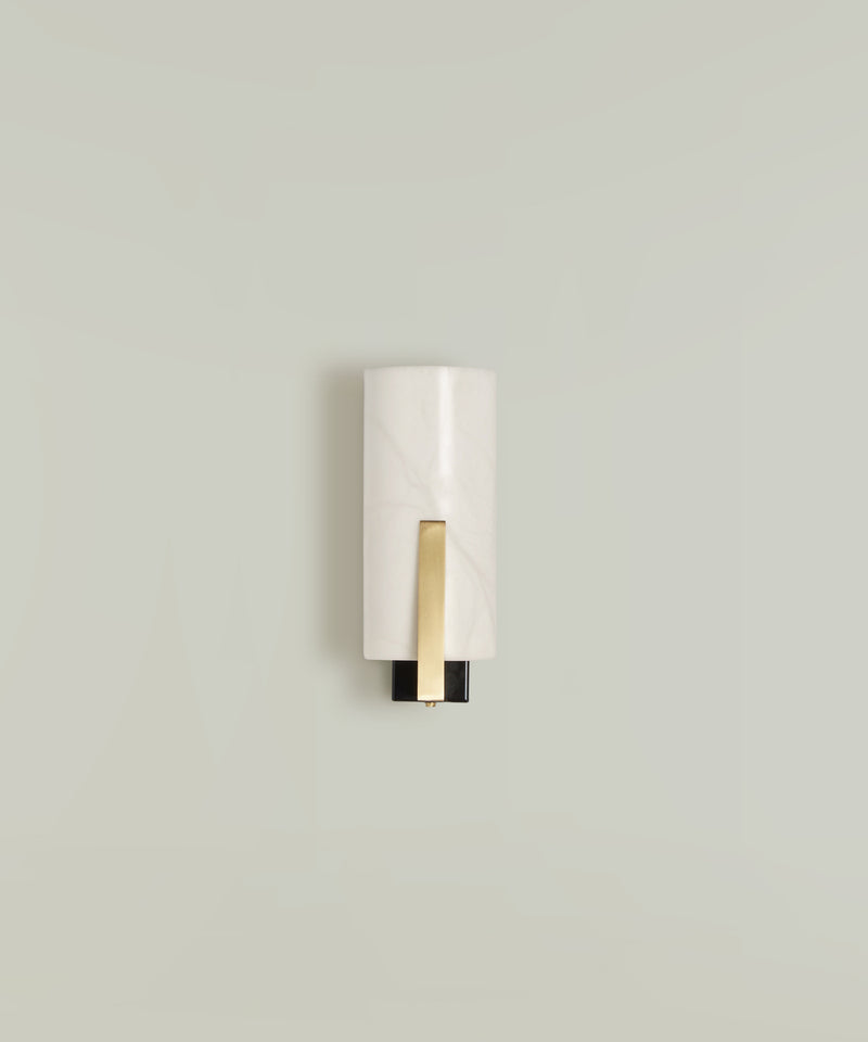 ZENO Wall Sconce in alabaster and brass by MATLIGHT Milano | The Oblist