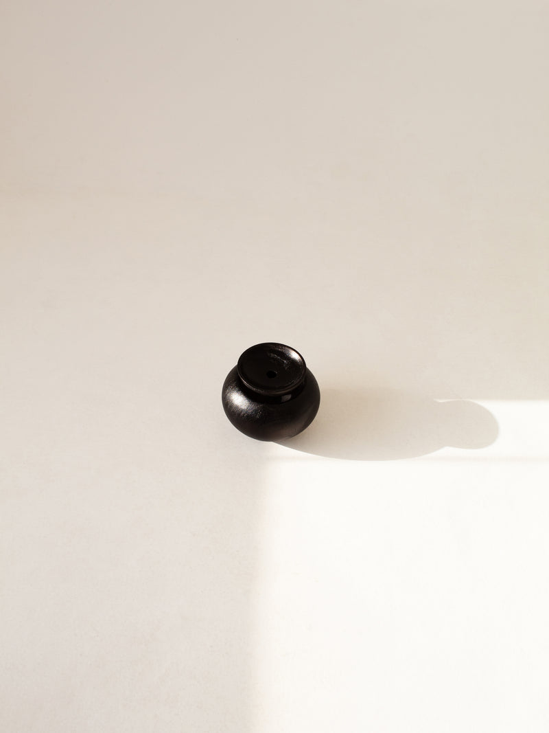 Icarus Vases — detail view