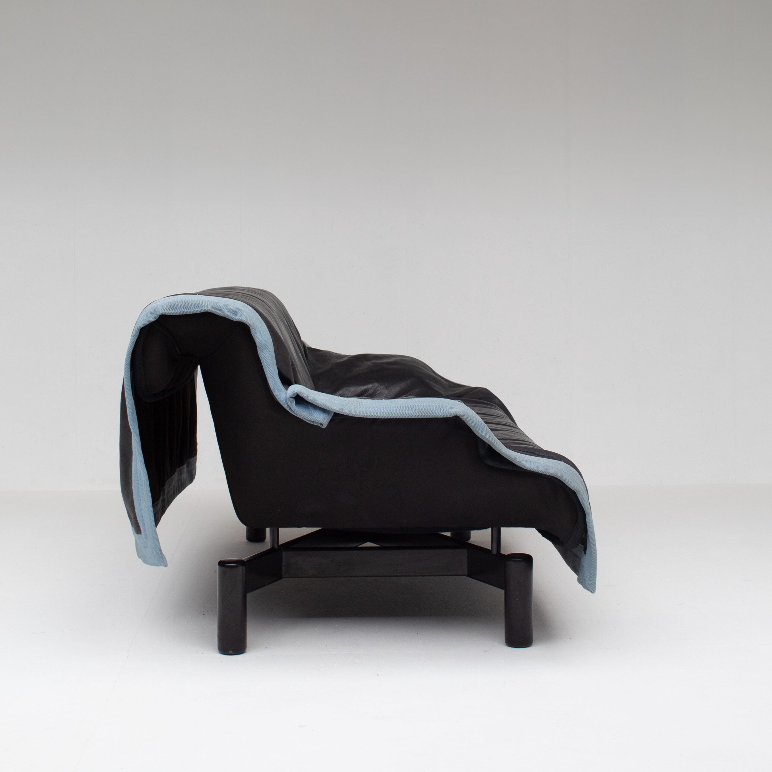 Sinbad Sofa by Vico Magistretti for Cassina — side angle