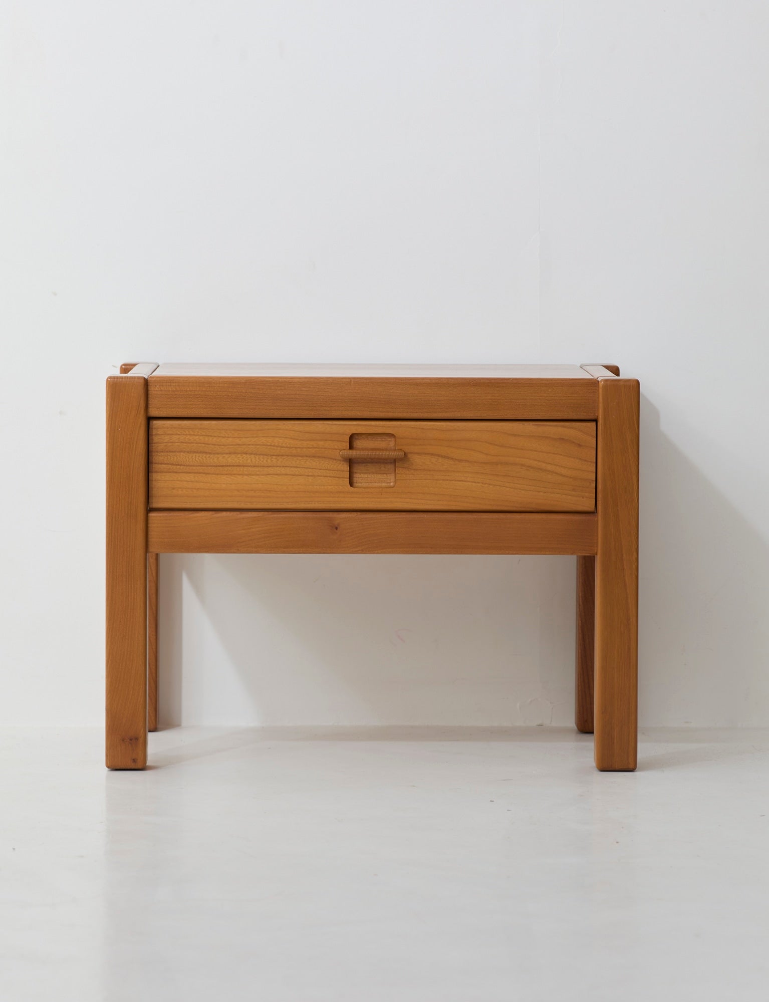 Vintage artisanal one-drawer Side Table in Wood (Elm), France circa 1980 — side angle