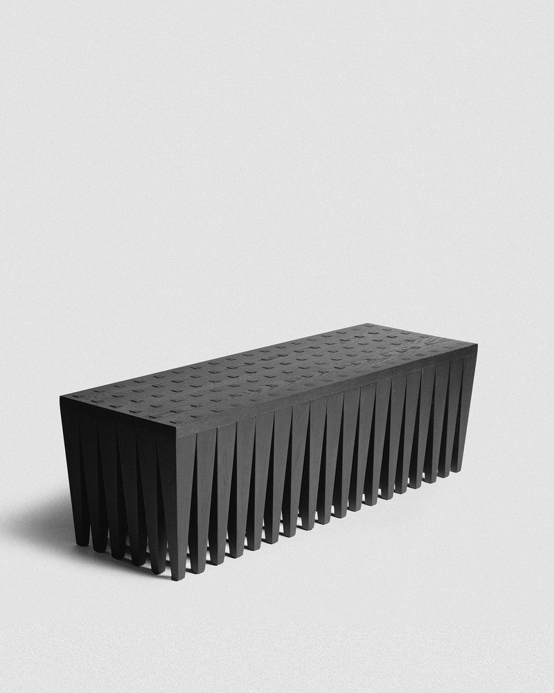 Obsidiana Bench — in context
