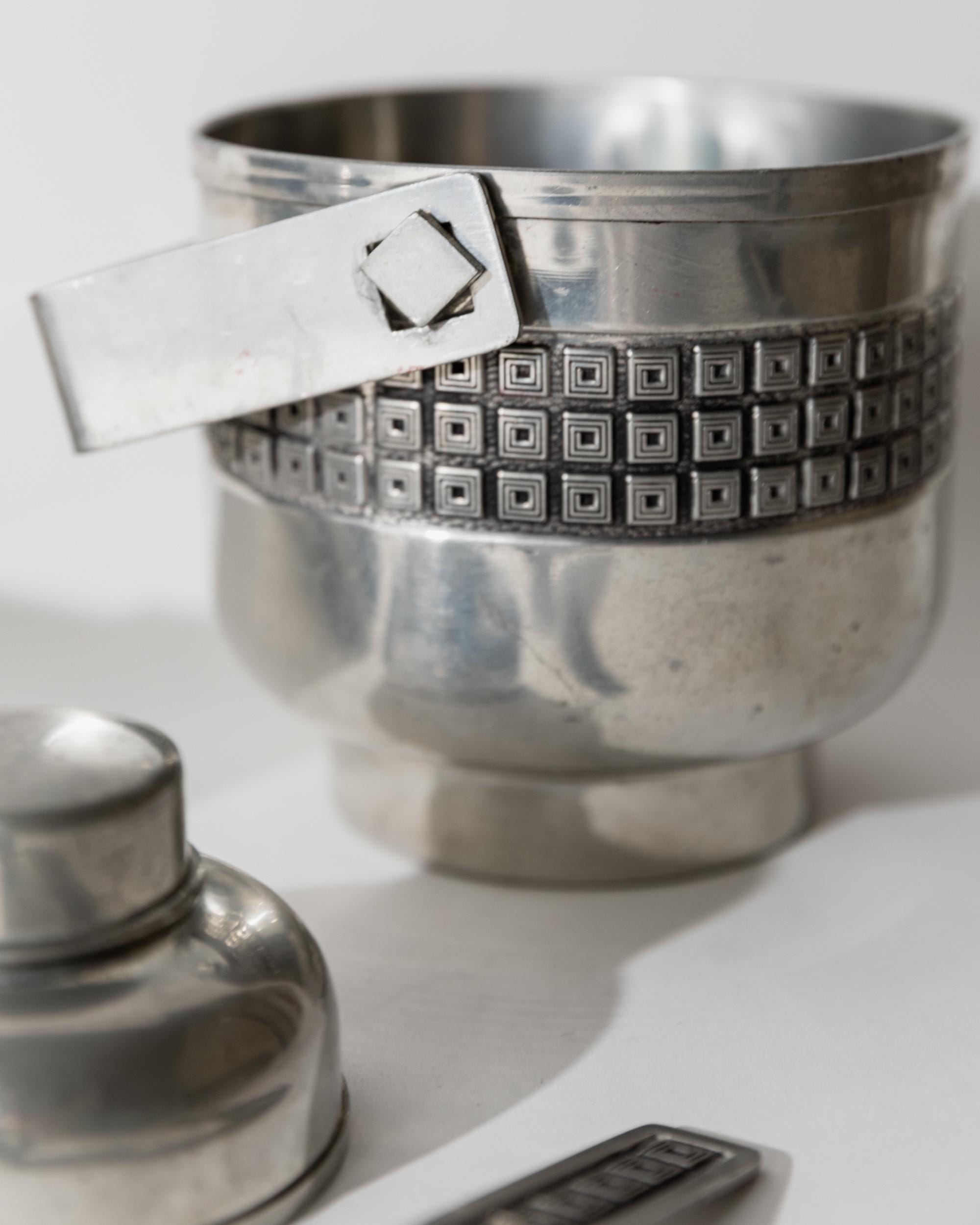 Vintage 1960s Pewter Cocktail Set, Shaker with Strainer Lid and Ice Bucket with Scoop, Art Deco Pattern Design, Elegant Barware, Gift Idea — additional view