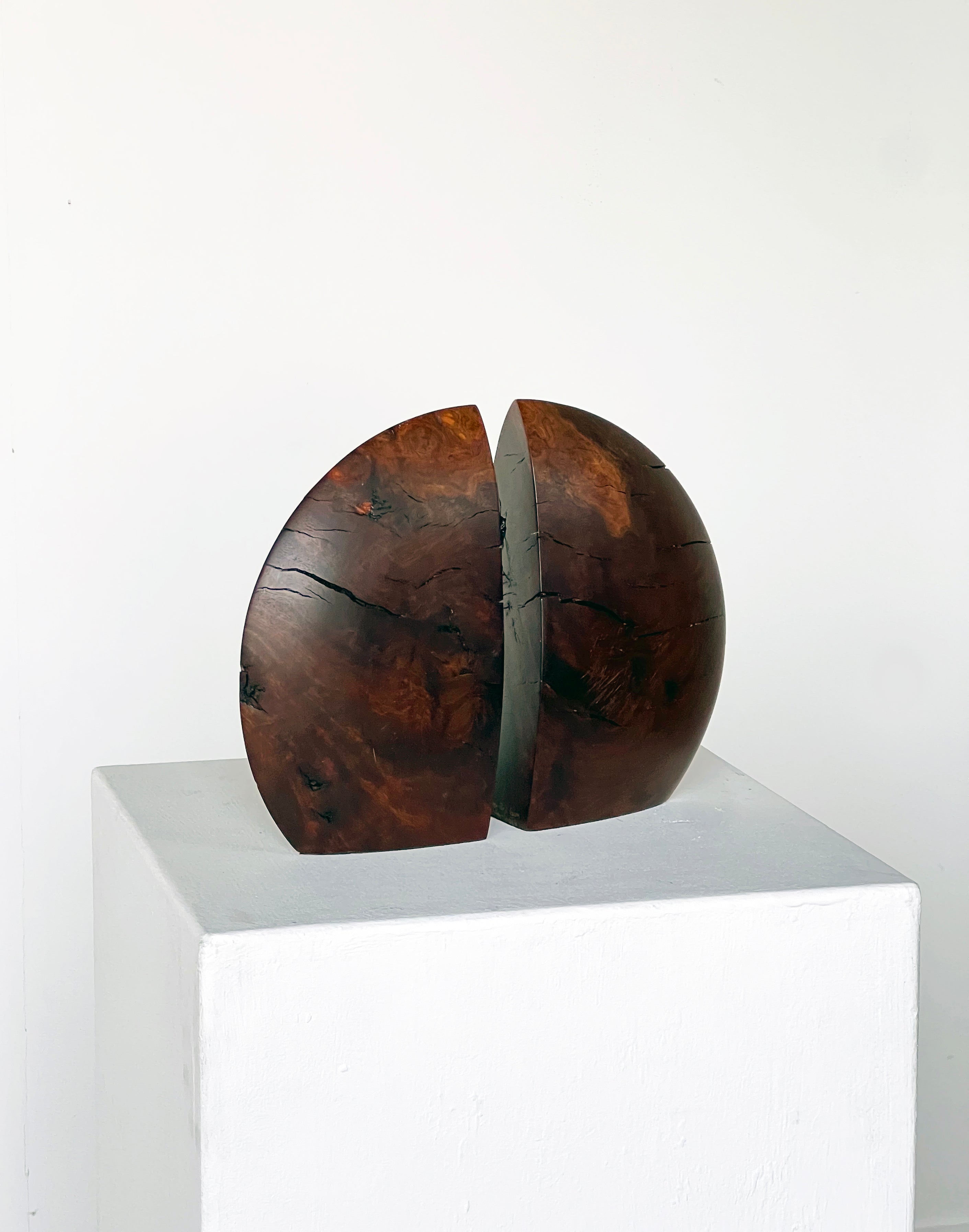 Geometric Burl Bookends by Jonathan stewart — close-up
