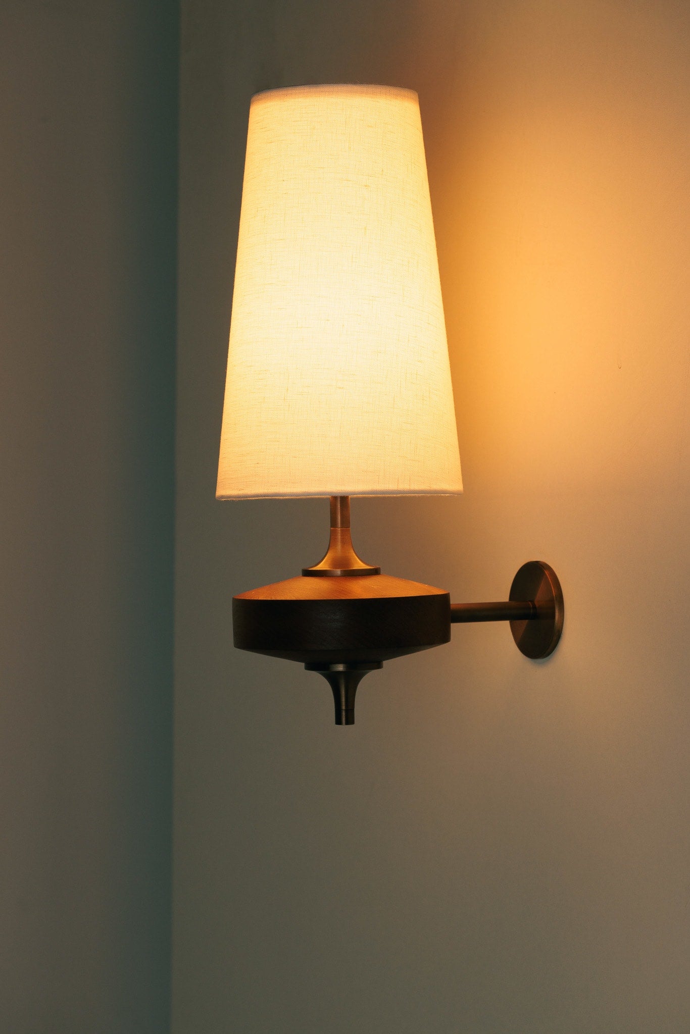 Hour Rho Wall Light — view 9