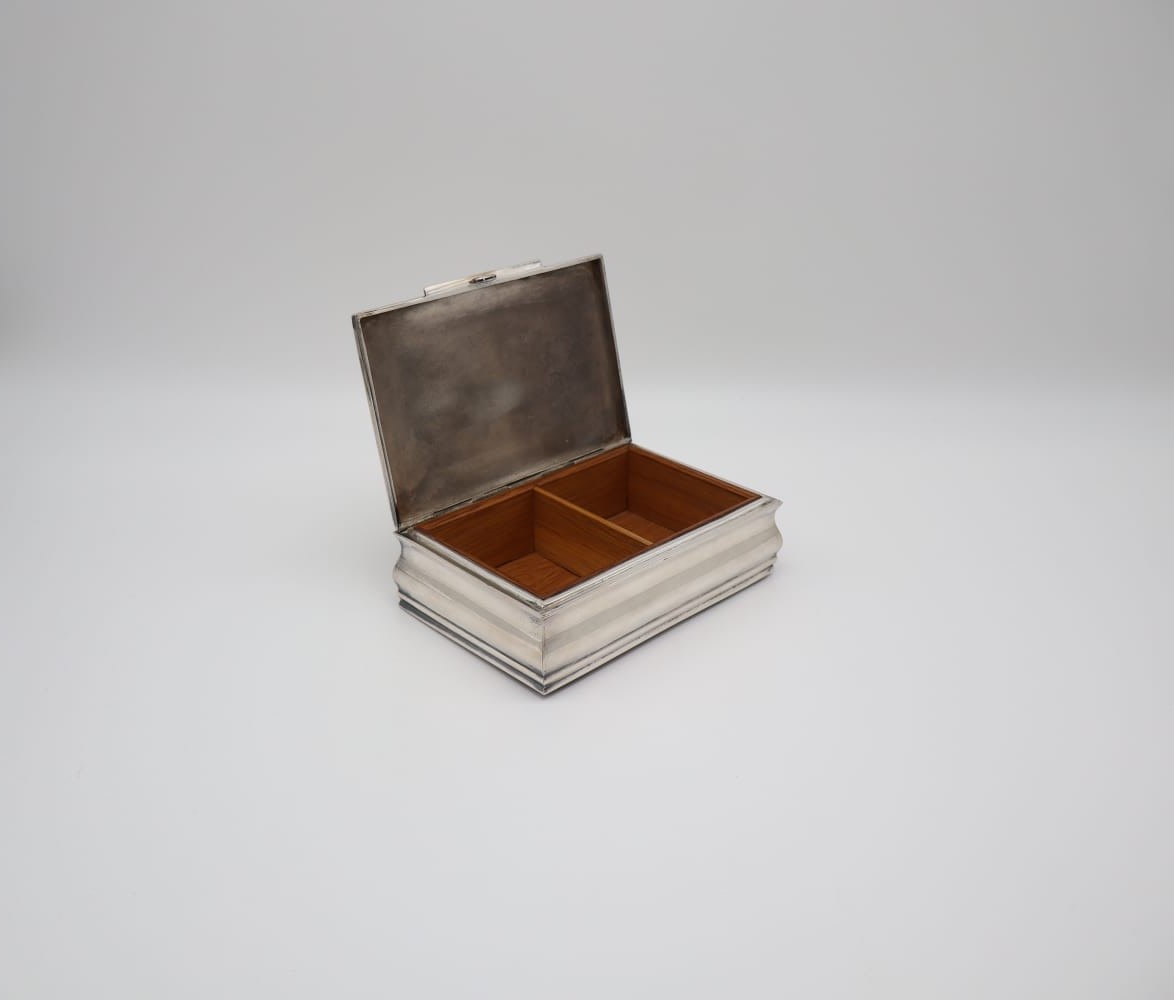 Guilloché Silver-Plated Collectible Box – Circa 1920–1950 — detail view