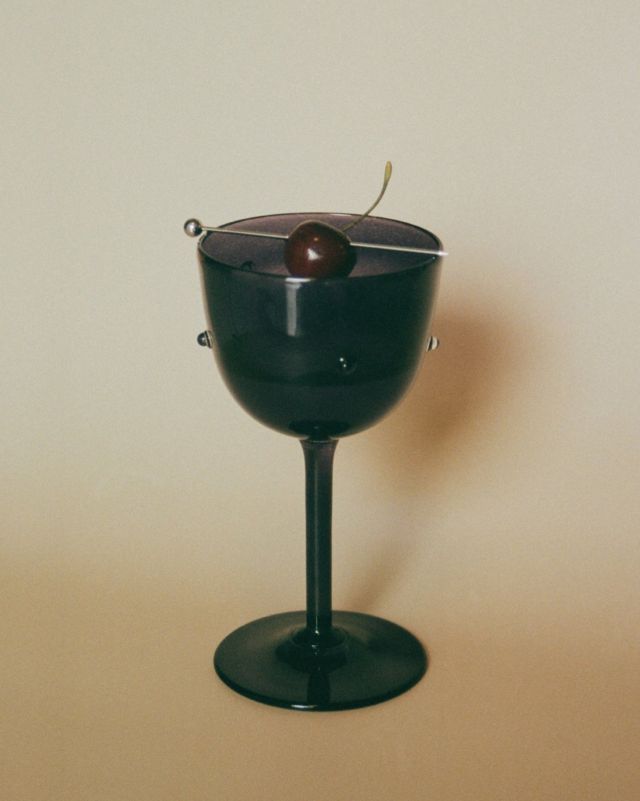 NOA GOBLET cocktail Glass by Dou so | The Oblist — black glass, modern design