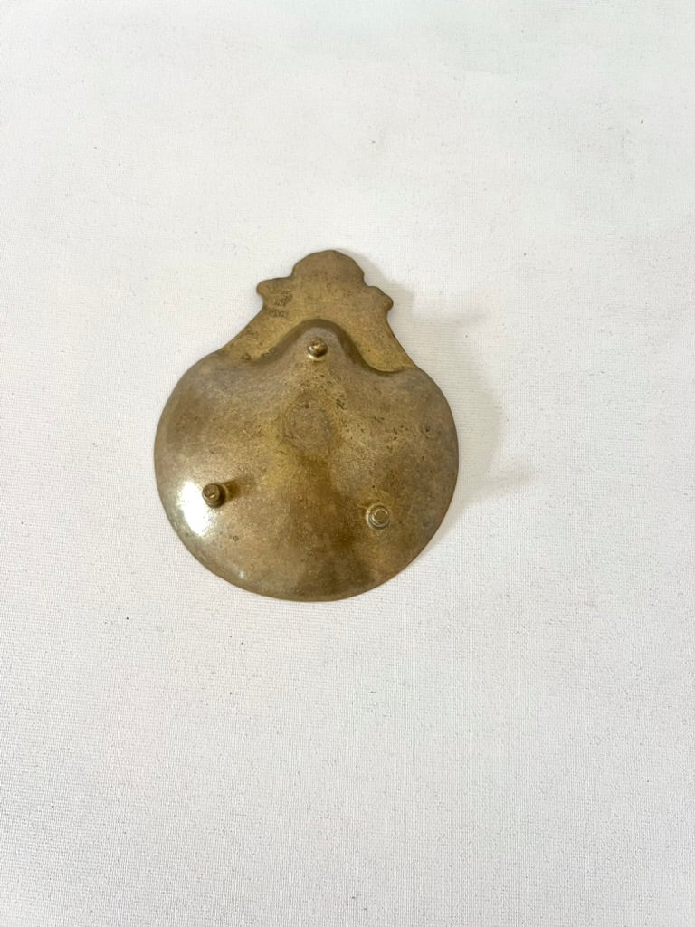 Bronze shell-shaped vide poche decorative tray by Manushi