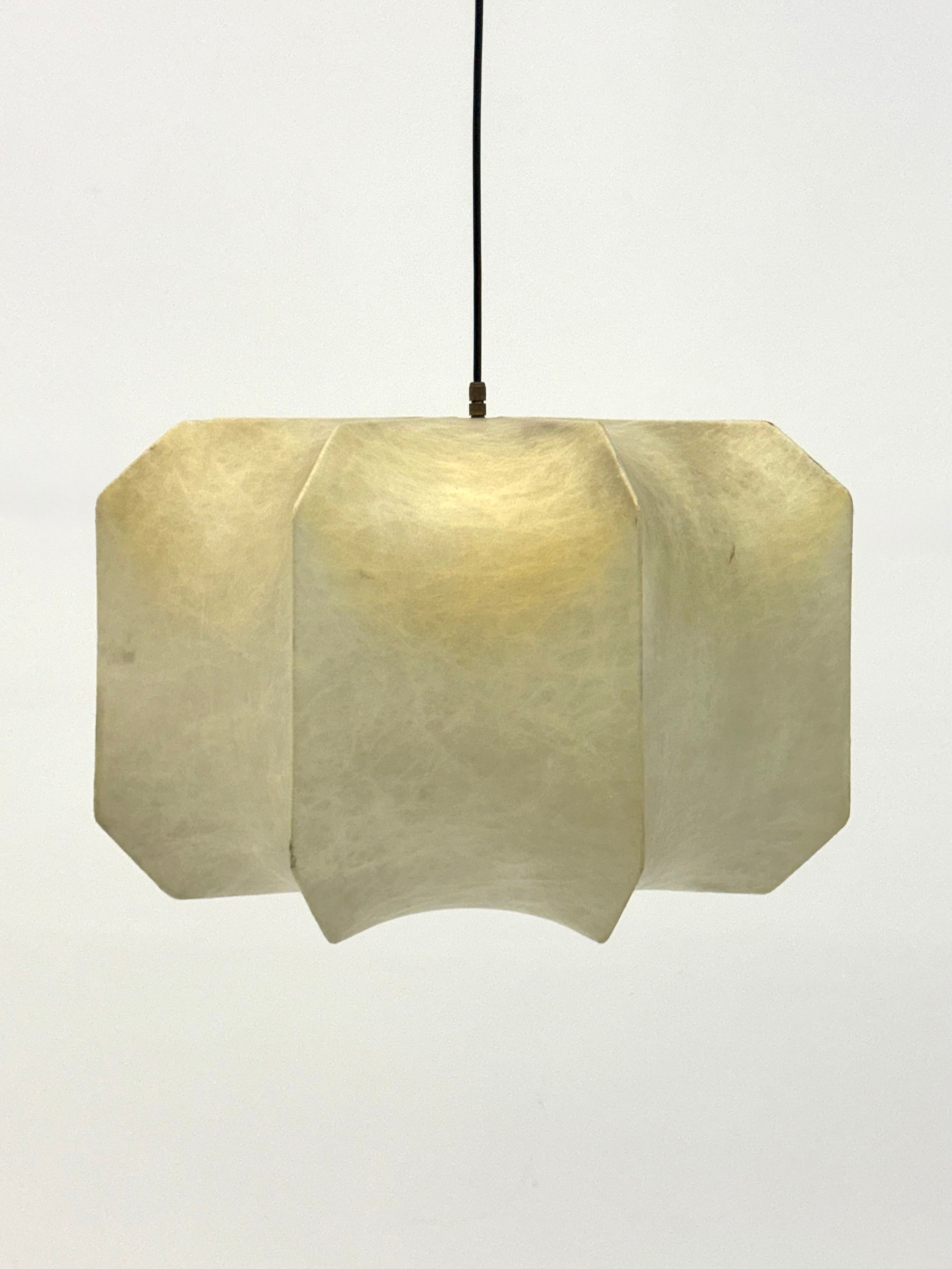 Achille & Pier Giacomo Castiglioni Cocoon lamp — in context
