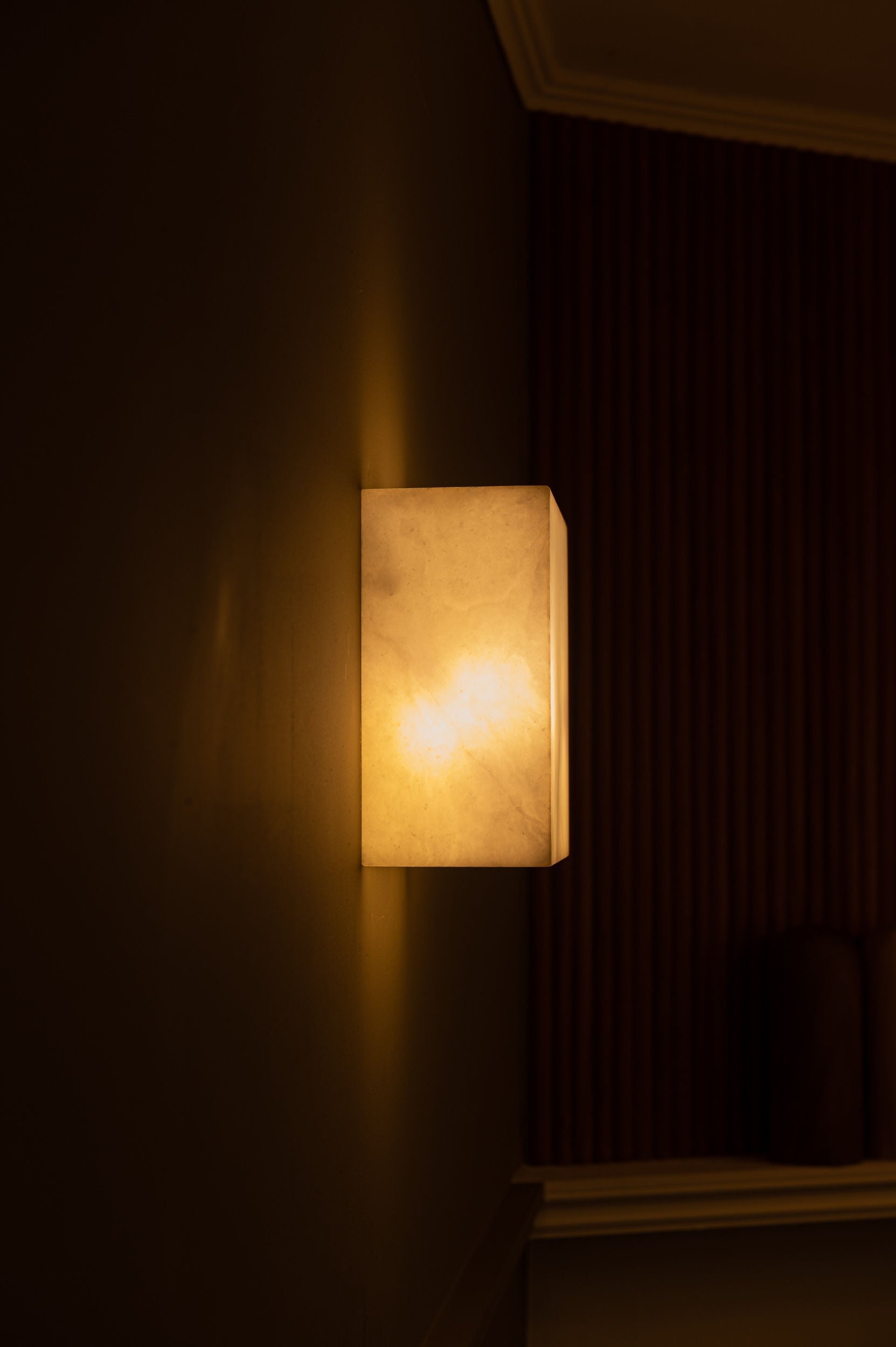 'Frene' Wall Light in White Alabaster — side angle