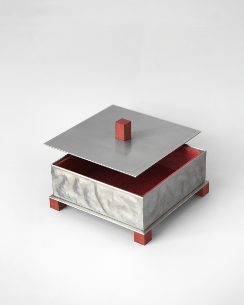 Yuma - Napkin box by HYZ | The Oblist — stainless steel, modern design