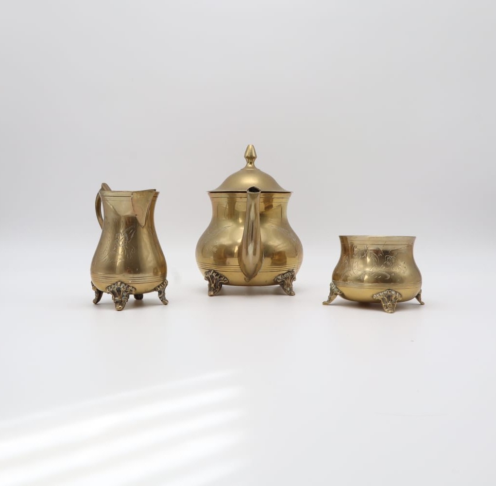 Mid-Century Brass Tea Service with Tray – India, 1960s — close-up