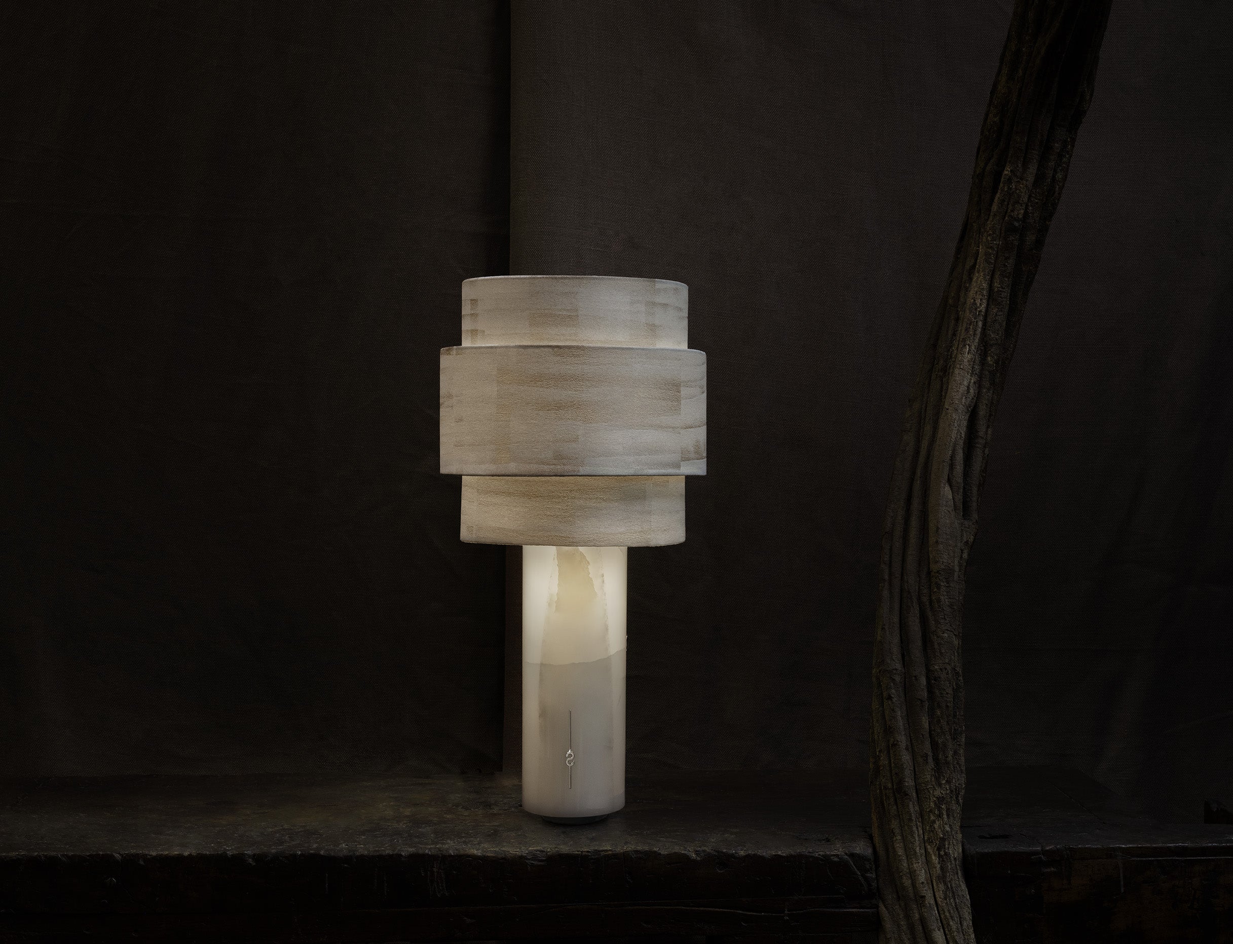 Auge Onyx Table Lamp — side angle