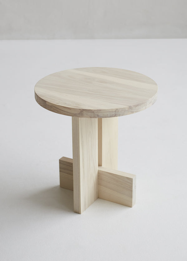 Table d'appoint Axel en bois massif