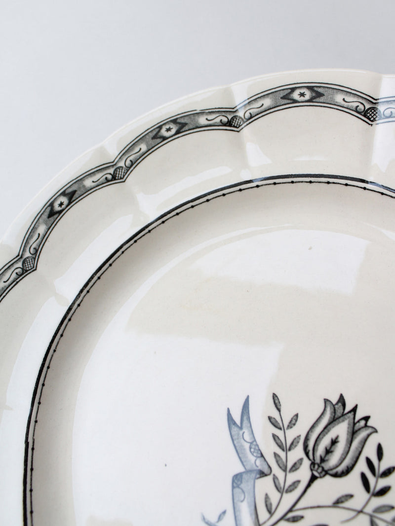 Close-up detail of Gustavsberg oval platter decorative rim border