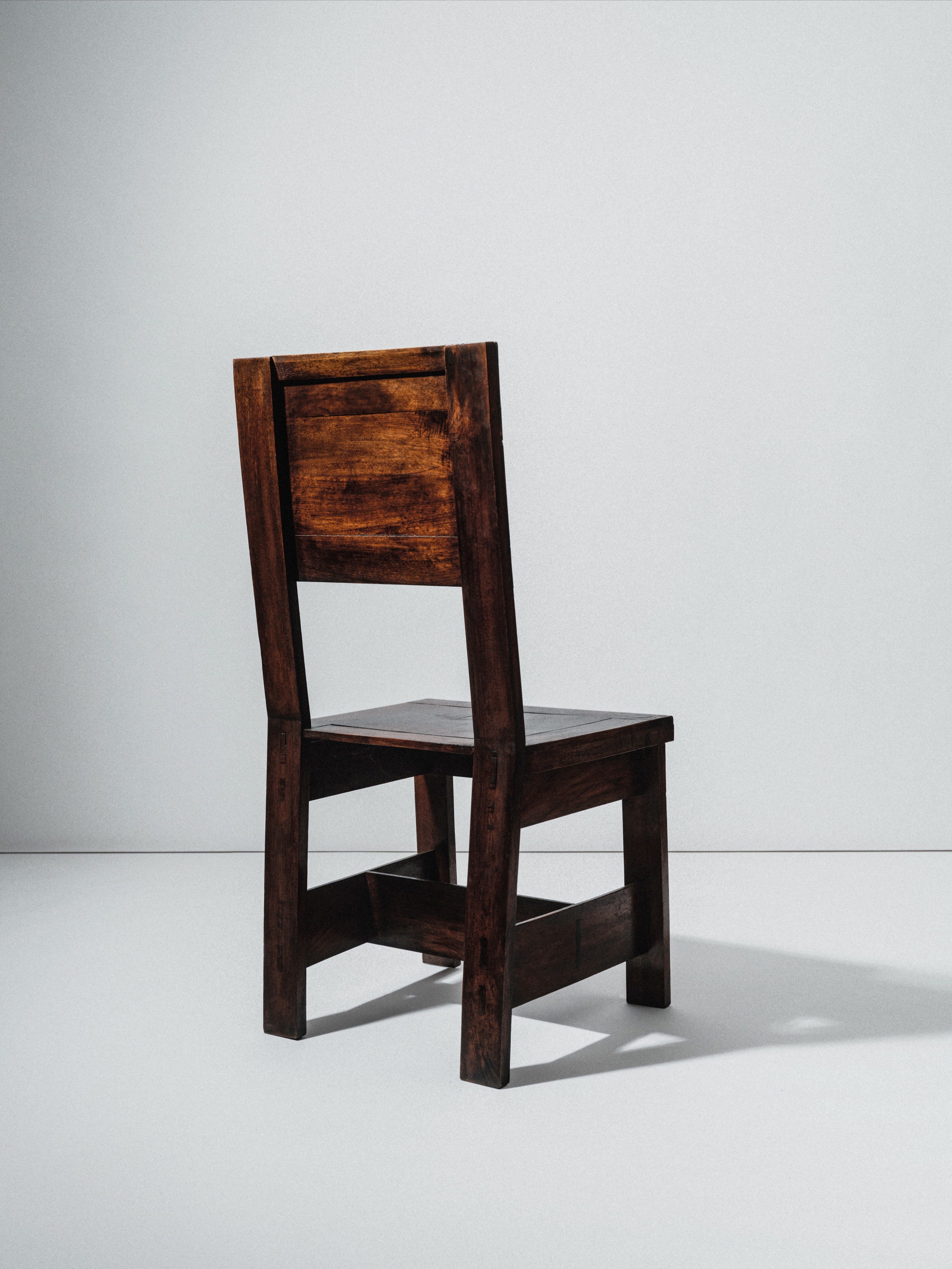 Giovanni Michelucci, Set of Four Wood Side Chairs, Italian Modernism, 1919 — lifestyle setting