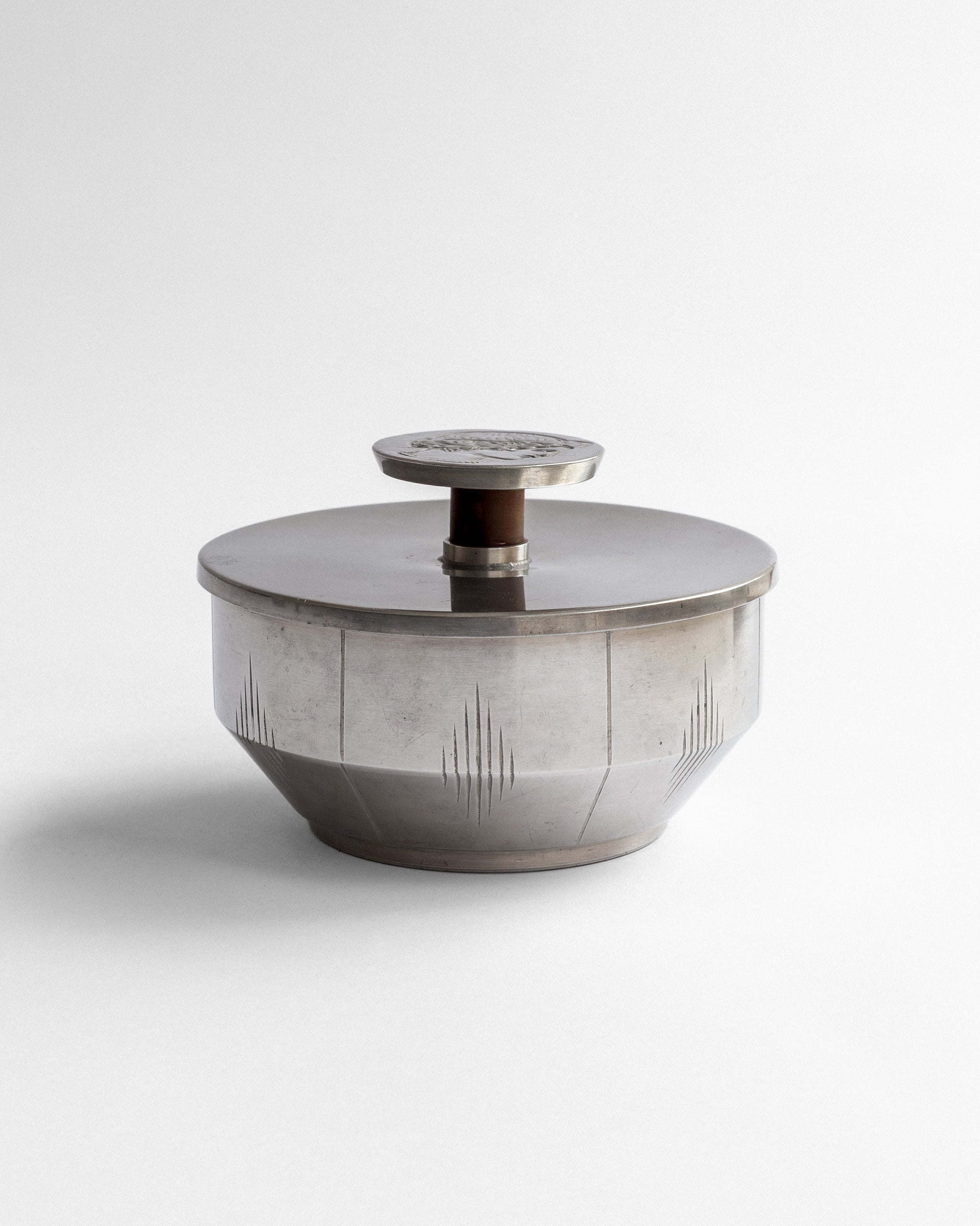 Art Deco Pewter Box by Oscar Antonsson, 1930s, Sweden by Spigel | The Oblist