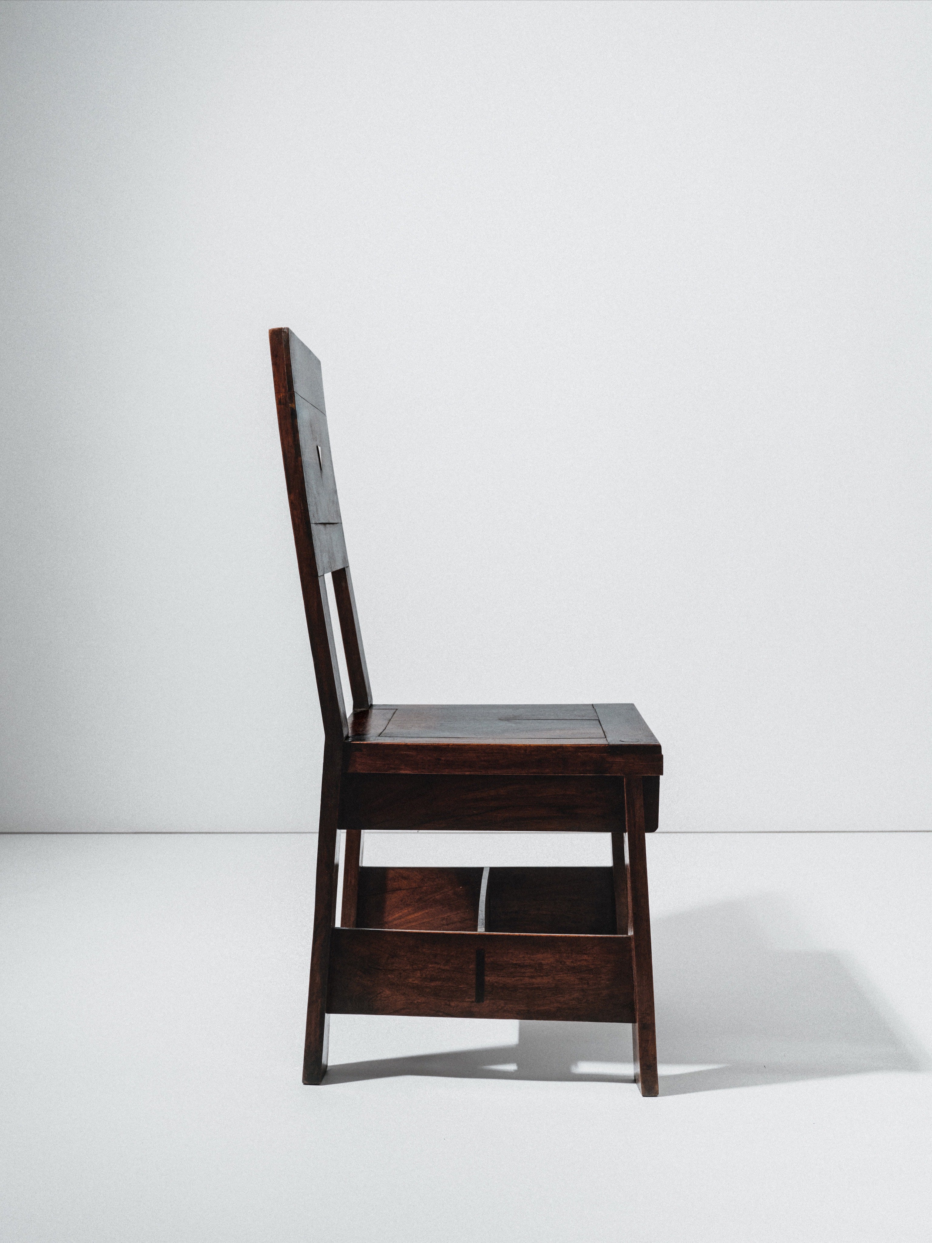 Giovanni Michelucci, Set of Four Wood Side Chairs, Italian Modernism, 1919 — side angle