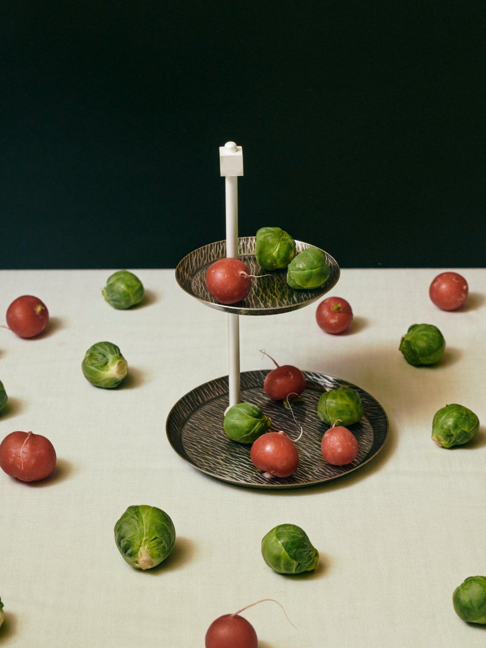 Présentoir à gâteau en bronze blanc bruni