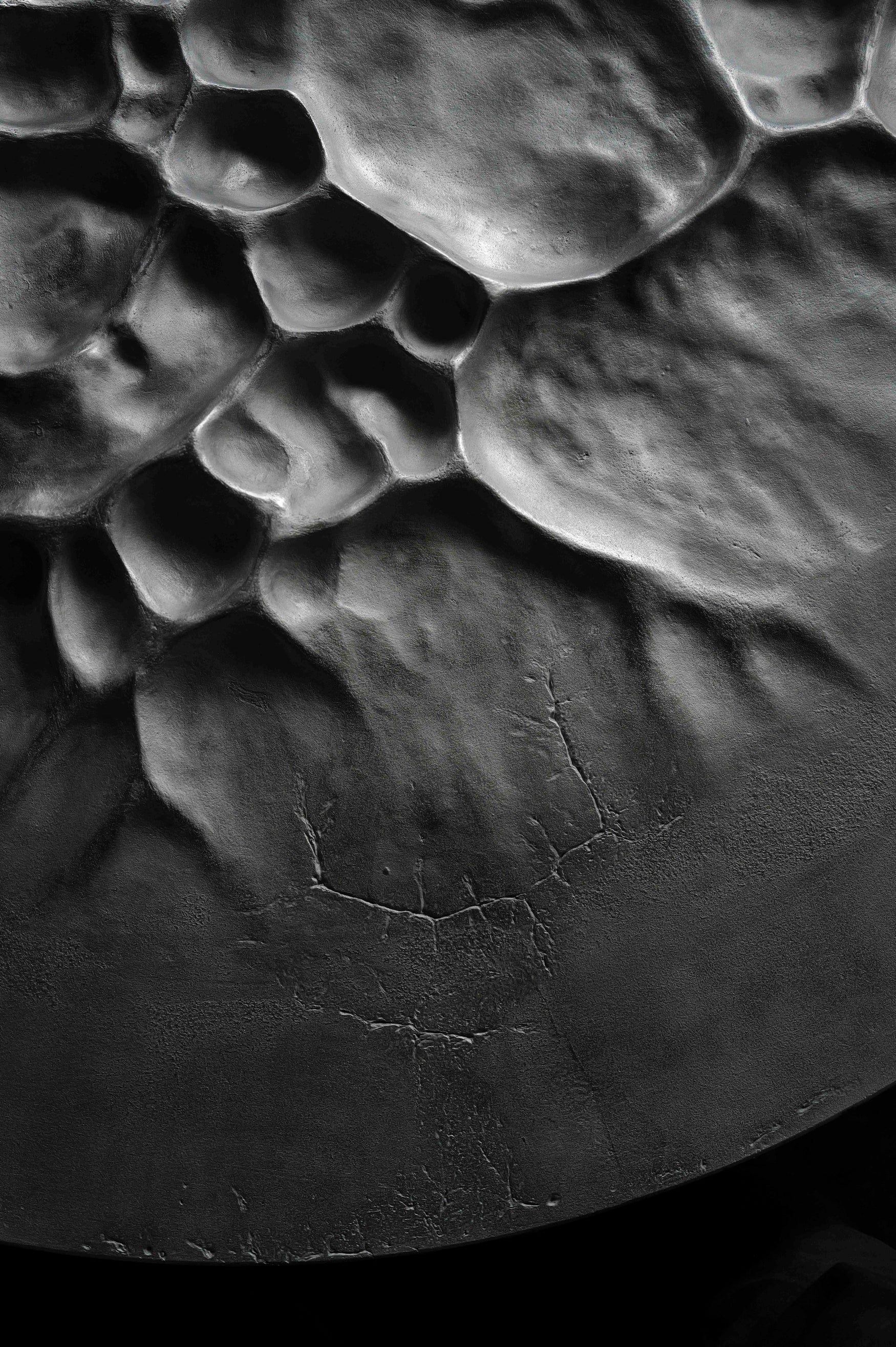 Tramontana Table I - Cast Alumnium — detail view