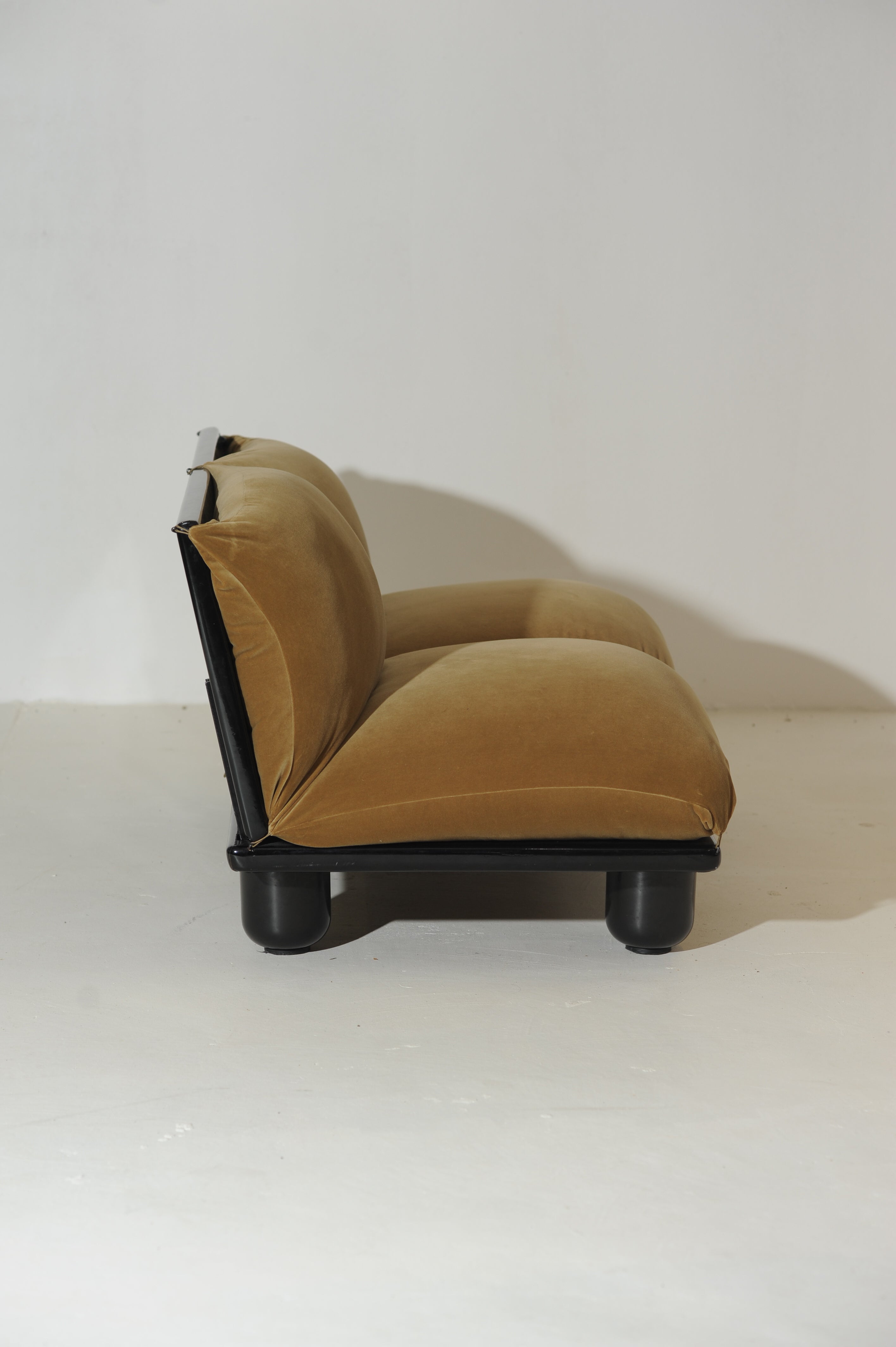 Carlo Bartoli Sofa and Table, Italy 1972