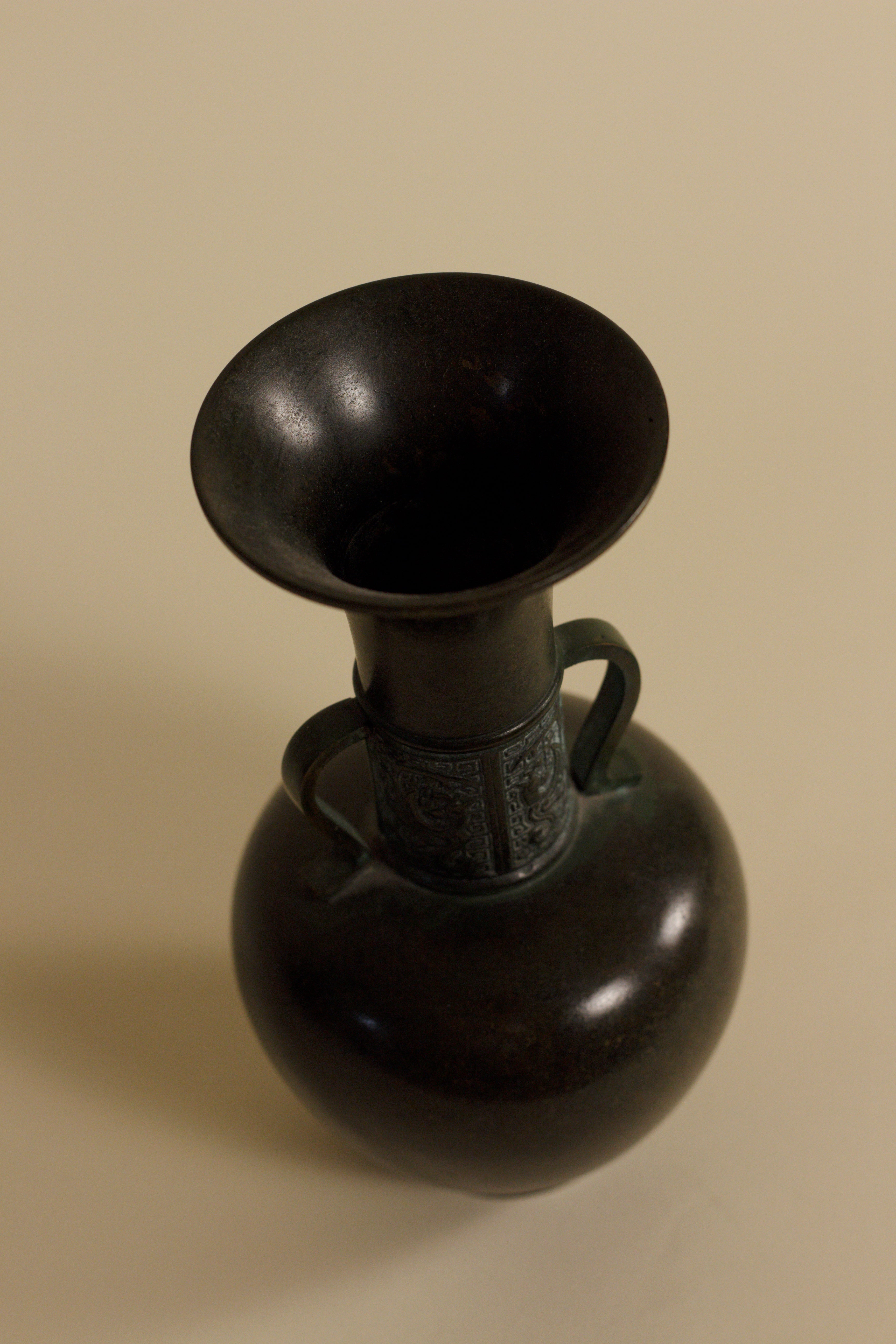 Japanese Patinated Bronze Vase by Mansión Luna | The Oblist