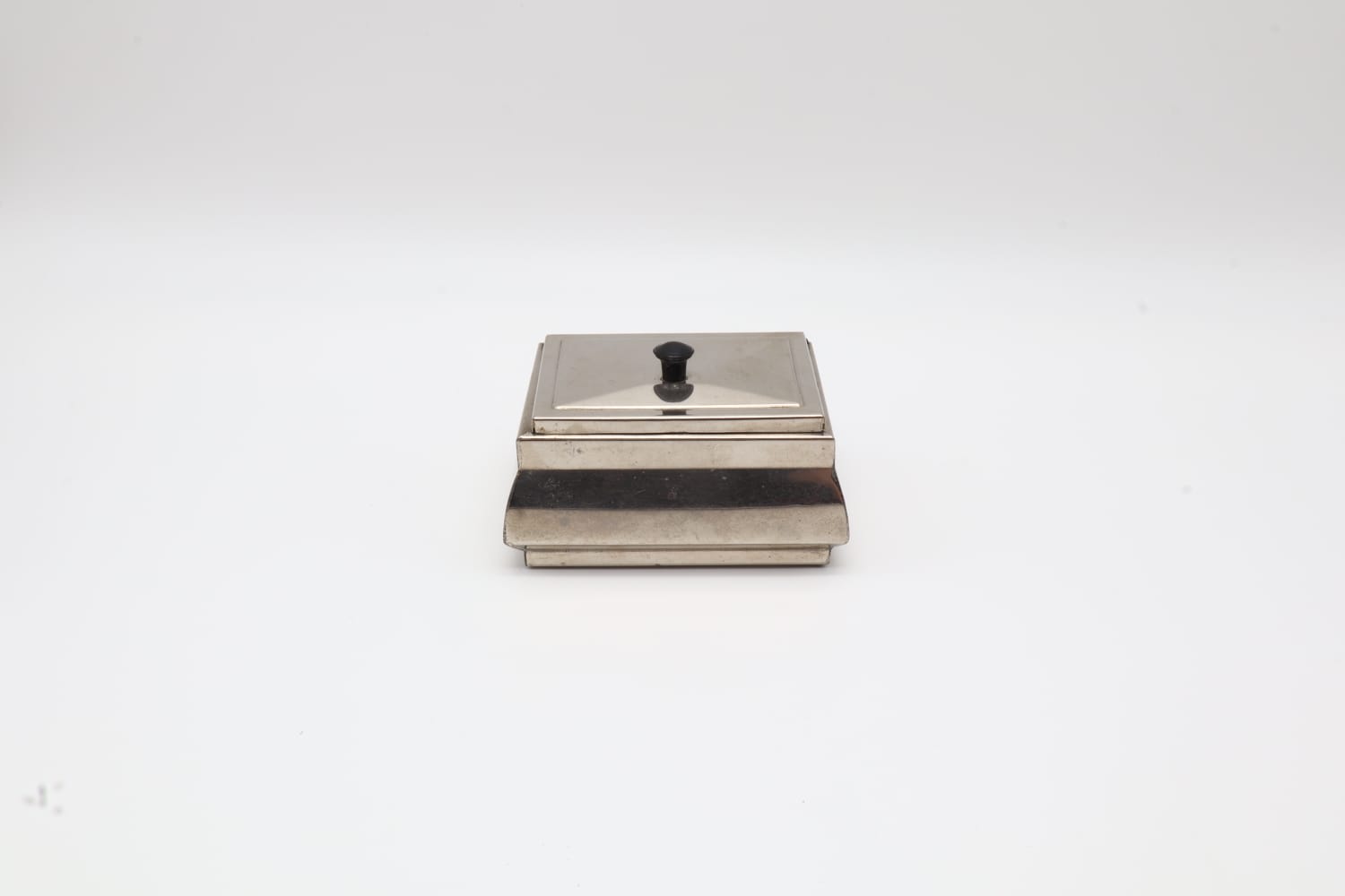 Art Deco Chrome-Plated Box with Bakelite Knob – Netherlands, c. 1930 — lifestyle setting
