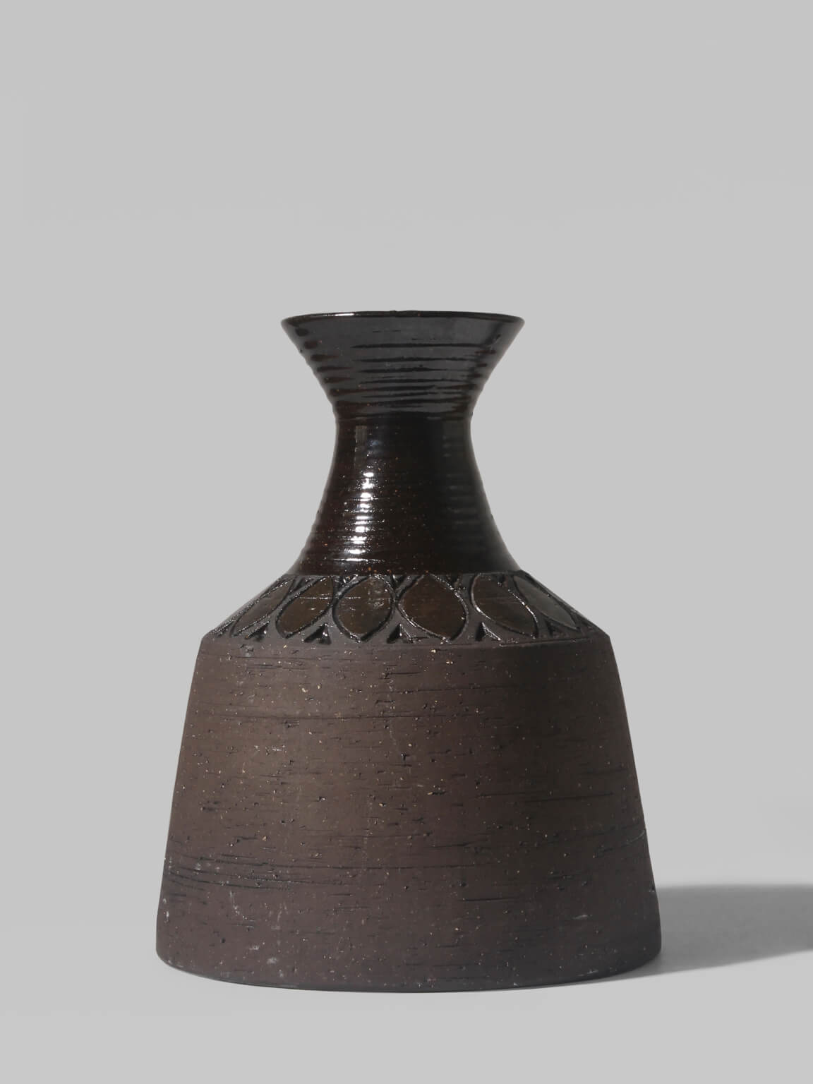 Mid-Century Ethnic Brown Ceramic Vase, Signed by Vintage Stories | The Oblist