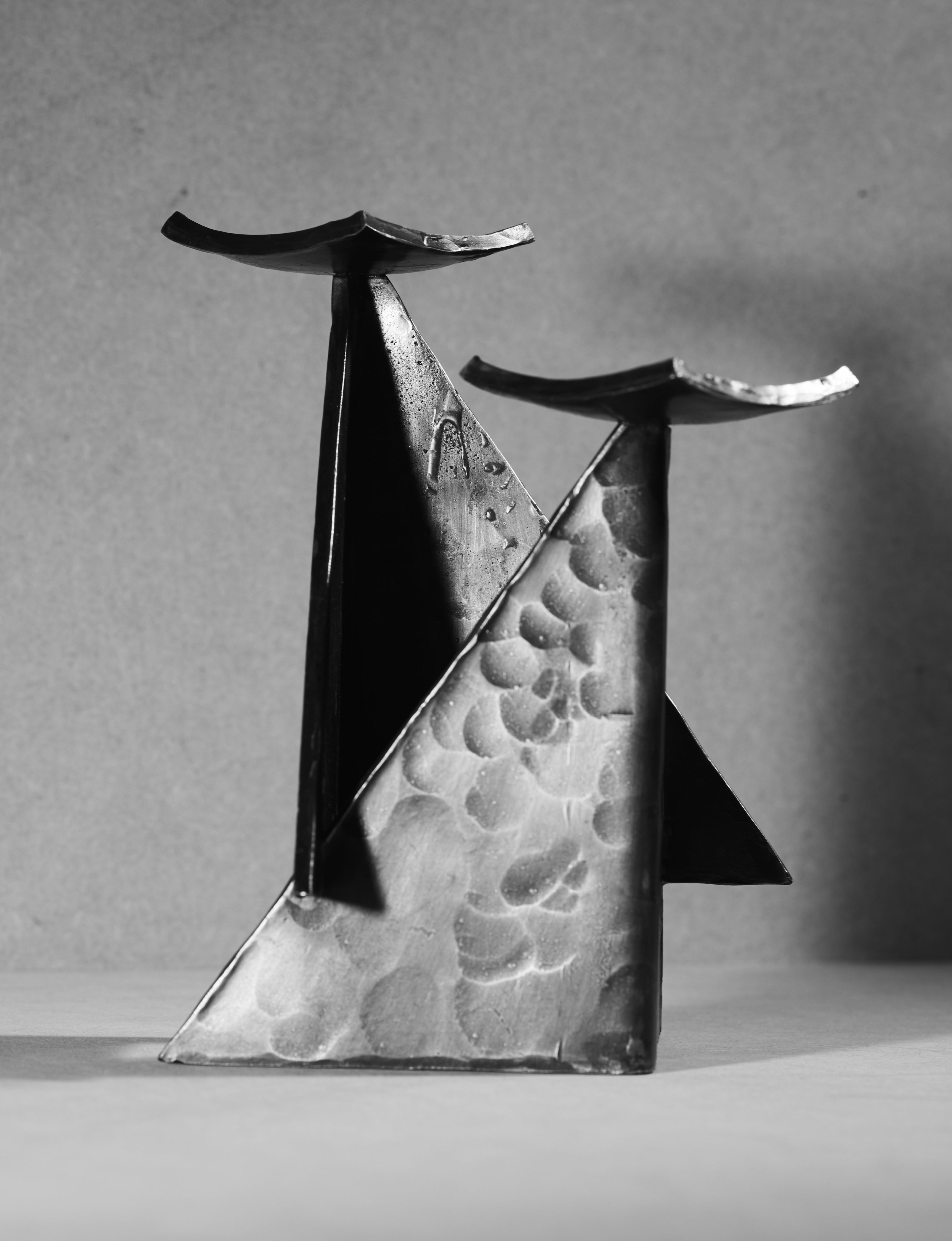 Vintage Candle Holder in Bronze - Artisanal Collection — additional view