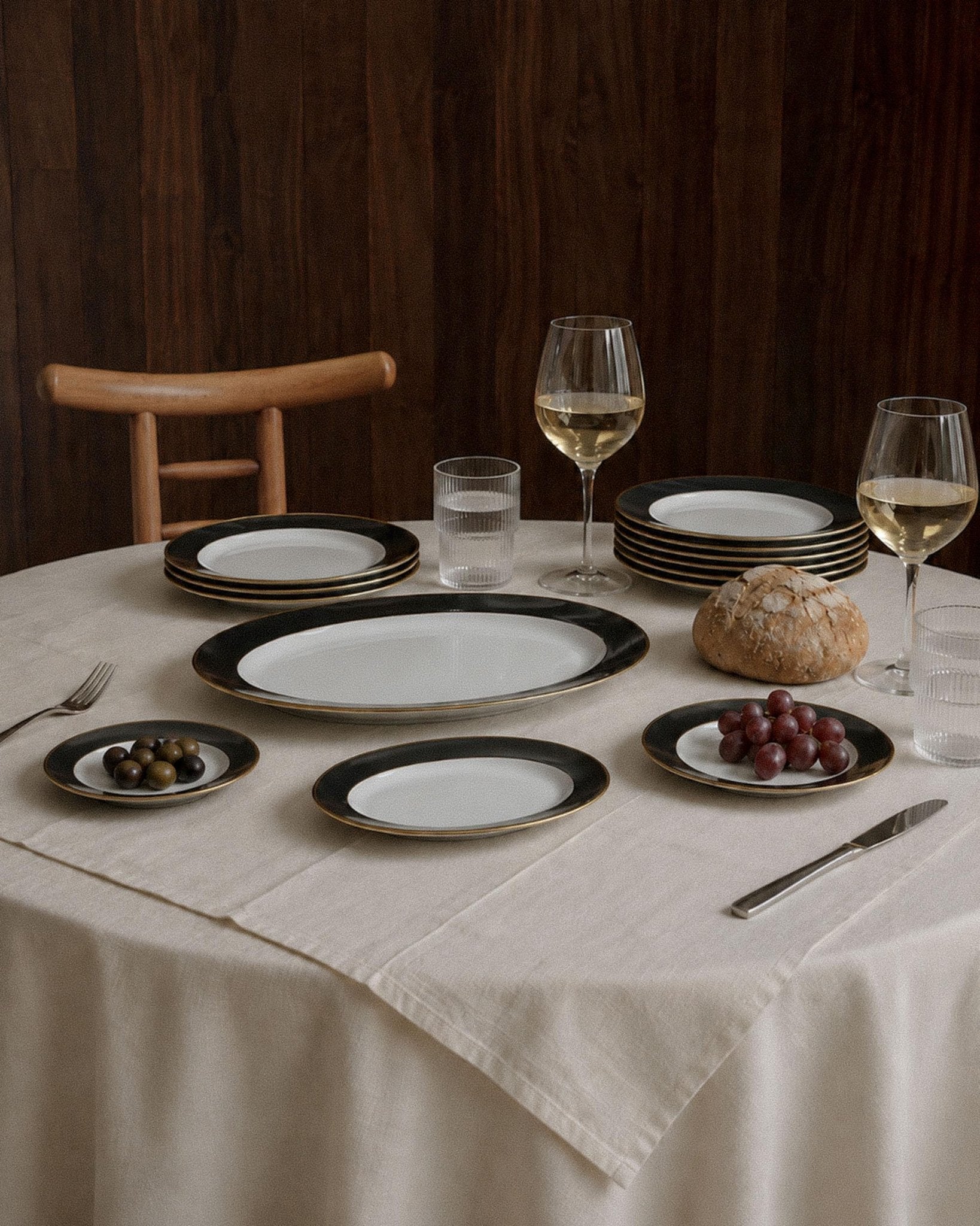 Vintage 1980s Porcelain Dinnerware Set for 12, Black White with Gold Rim by Eschenbach Bavaria Germany, Classic Elegant Tableware, Gift Idea by Bottega Jacobs