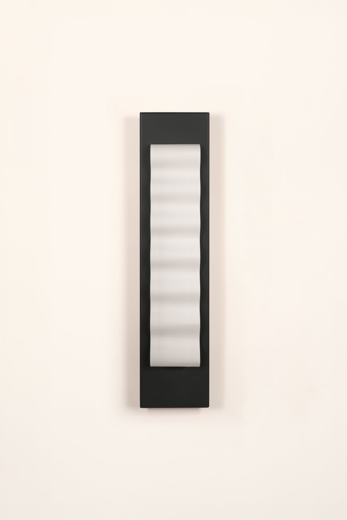 Frame Slim L CE — side angle