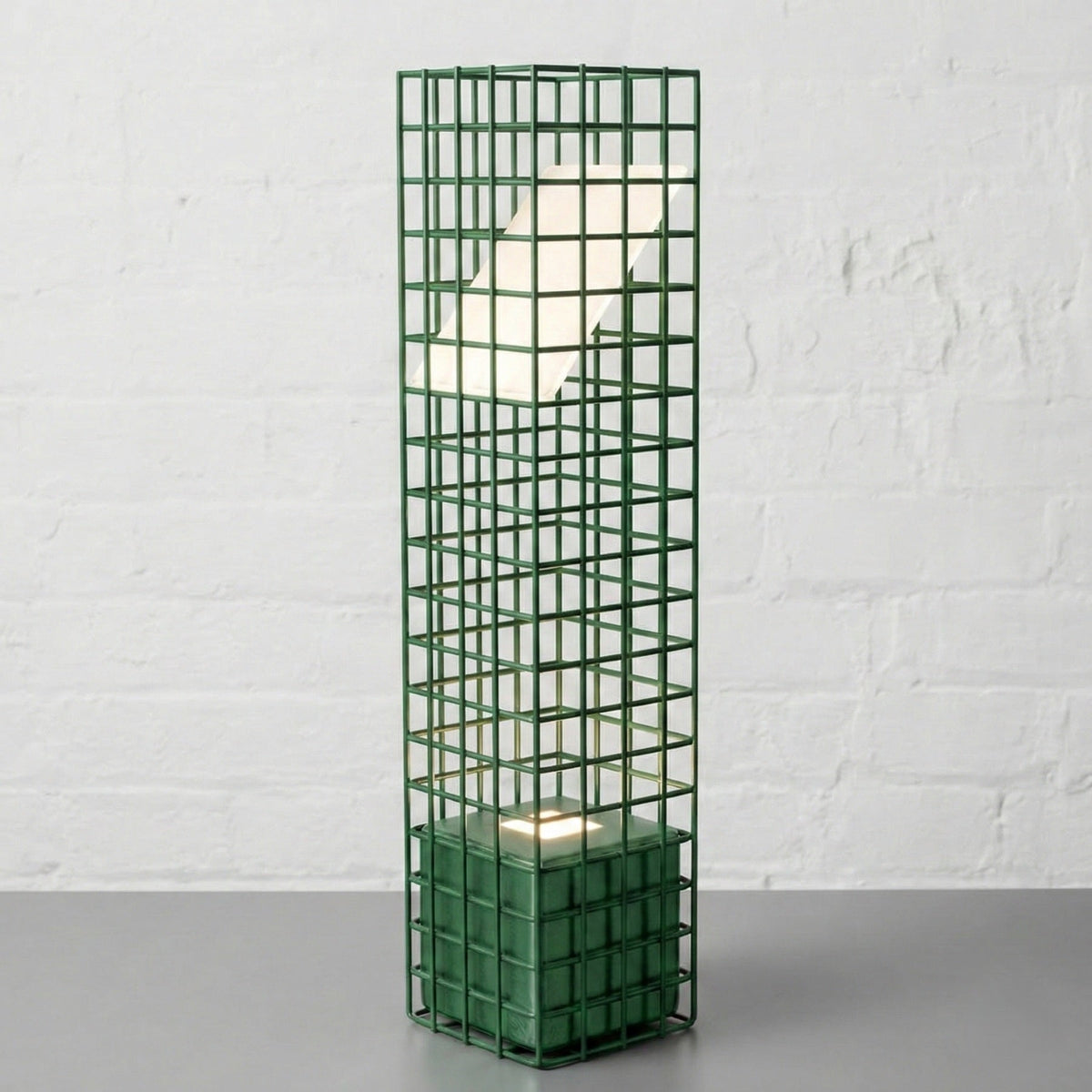 Ami Desk Lamp in Steel Mesh and Glass — alternate view