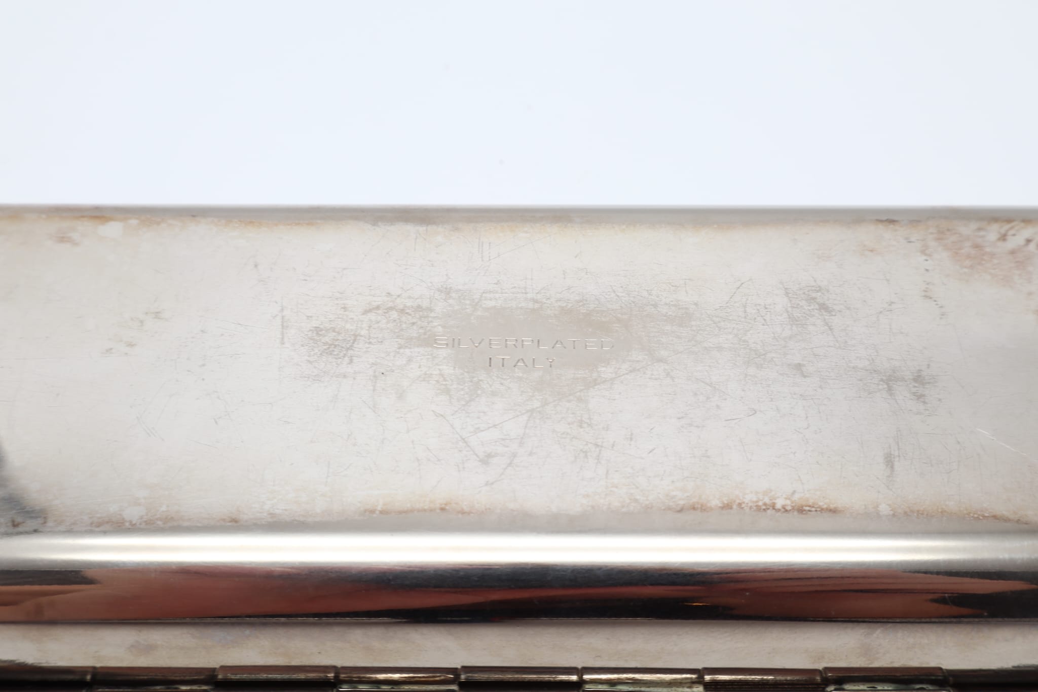 Vintage Ribbed Sterling Silver-plated Case – France, c. 1930–1950 — close-up